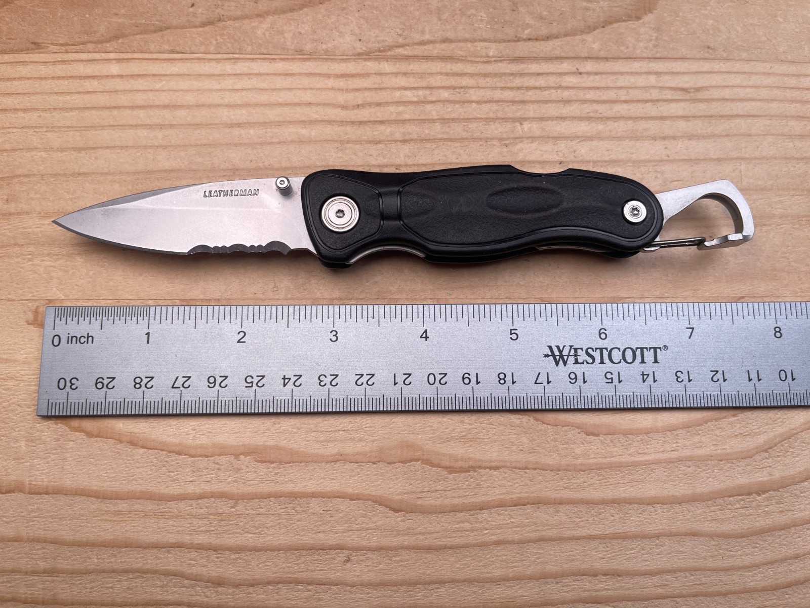 Leatherman E301 Satin Combo Edge w/Bottle Opener Clip Folding Pocket Knife