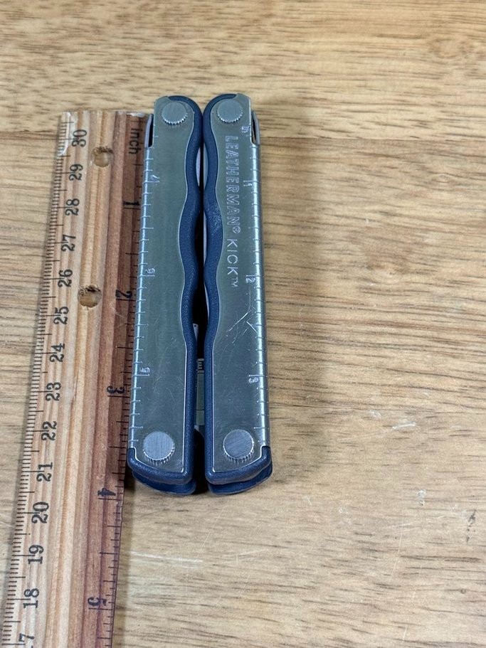 Discontinued Leatherman Kick Multi-Tool Stainless Steel Pocket Tool Knife 2008