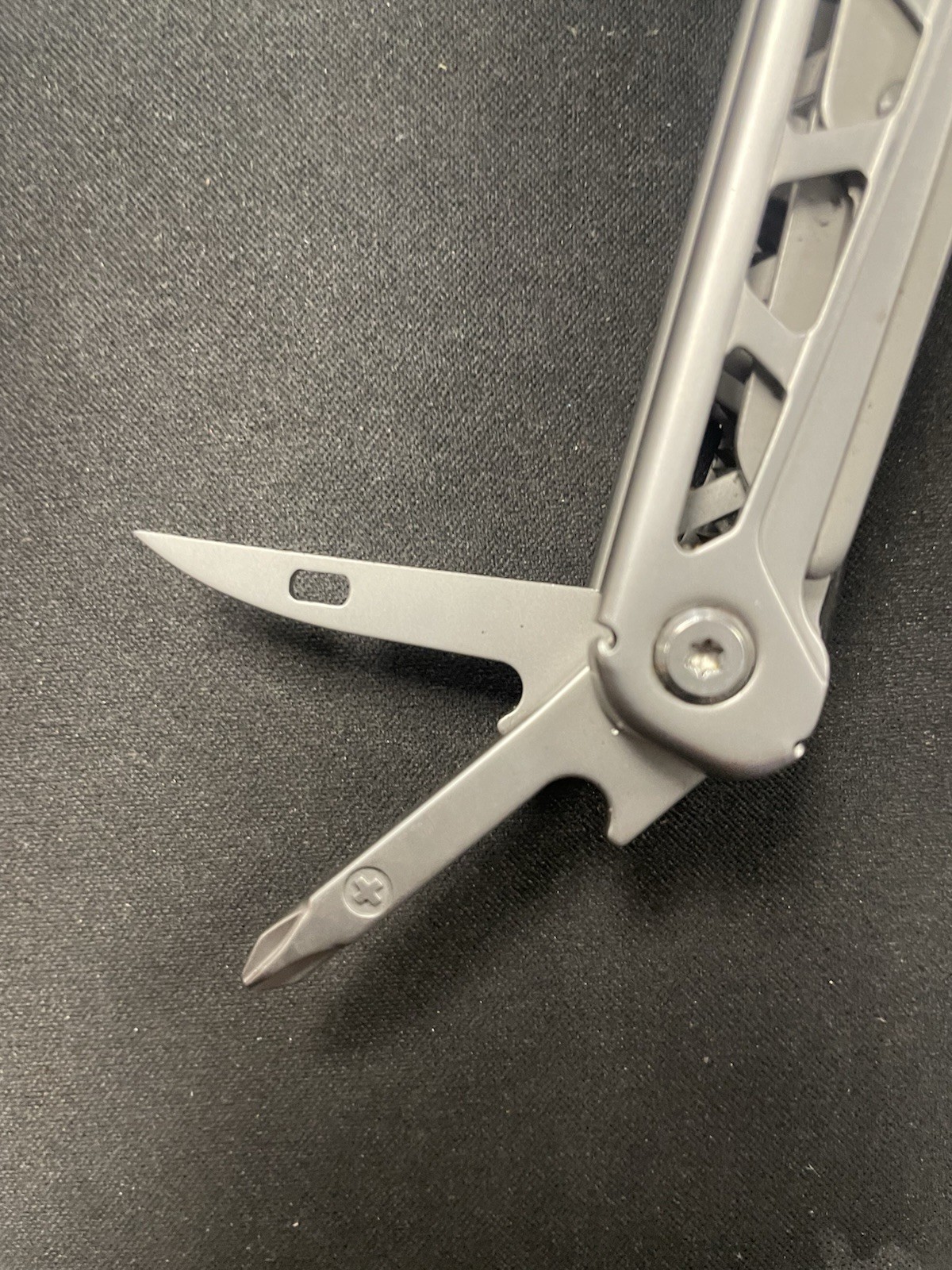 Perwin Multi Tool Stainless Butterfly Design Replaceable Cutters / Knife