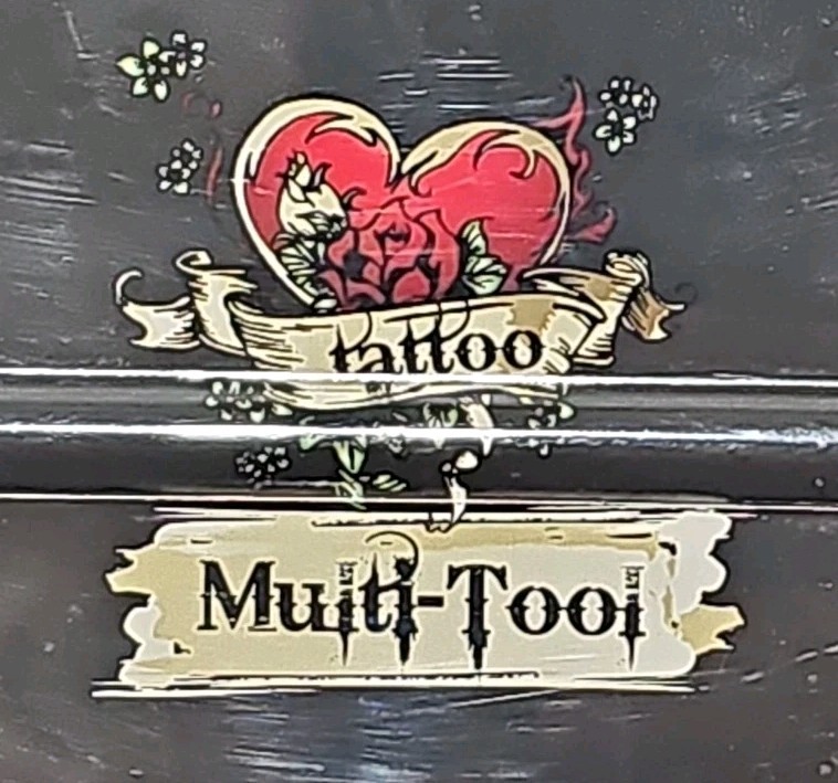 Iron Bridge Tools – Tattoo 9 in 1 Multi Tool – Skulls and crossbones – NIP GK