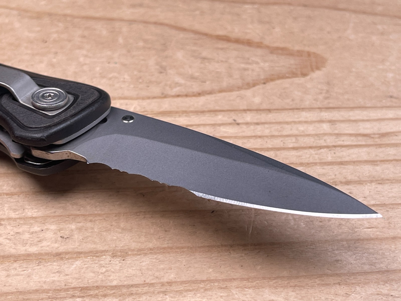 Leatherman E301 Satin Combo Edge w/Bottle Opener Clip Folding Pocket Knife
