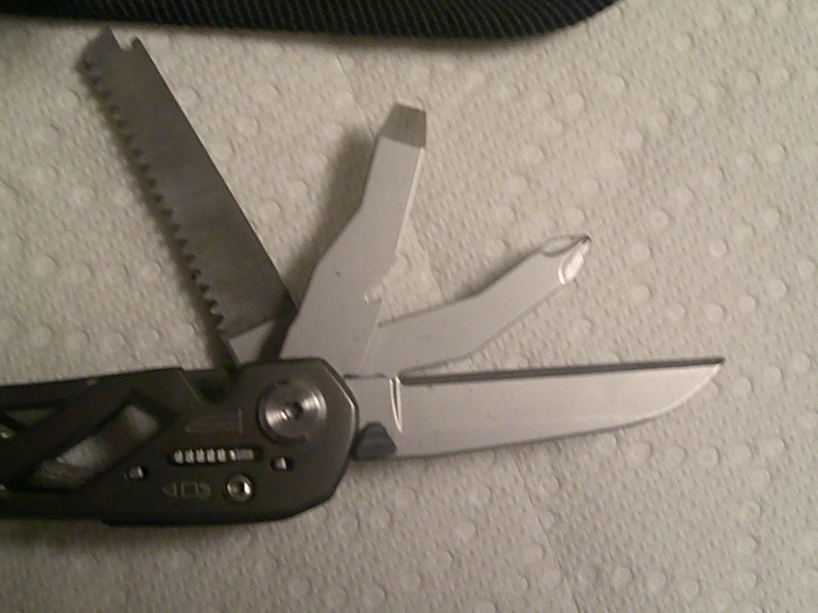 gerber suspension multi tool with sheath very nice condition see pics