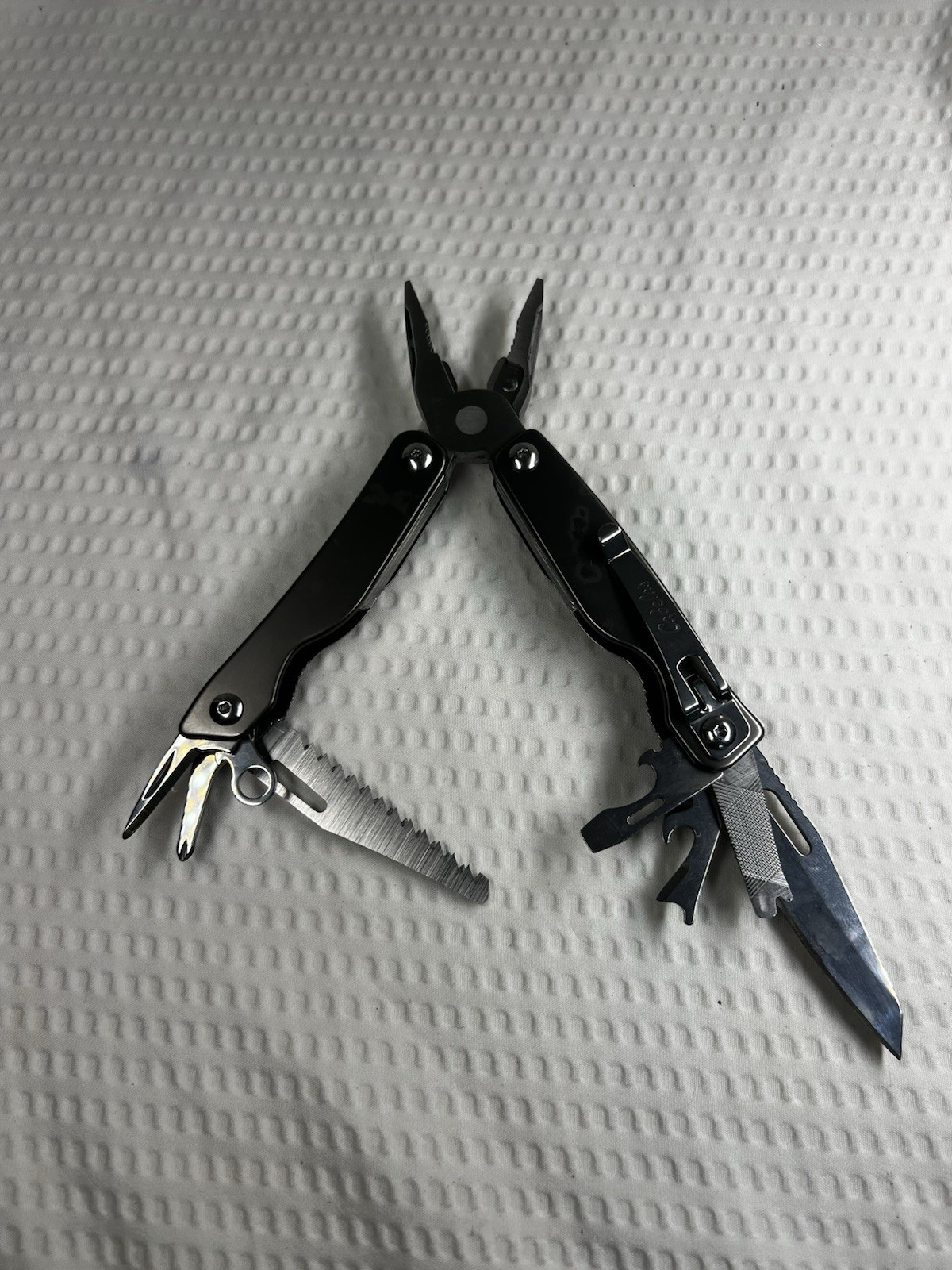Cabela’s 14-in-1 Folding Multi-Tool Pliers Knife Stainless Steel