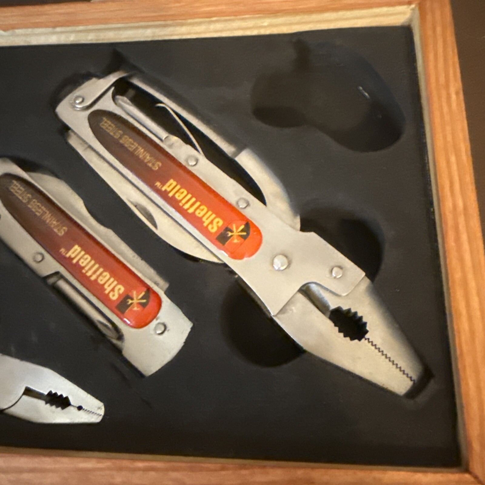 Sheffield 3 Piece Multi Tools Wood Box 3 Pocket Folding Knives and a Flashlight
