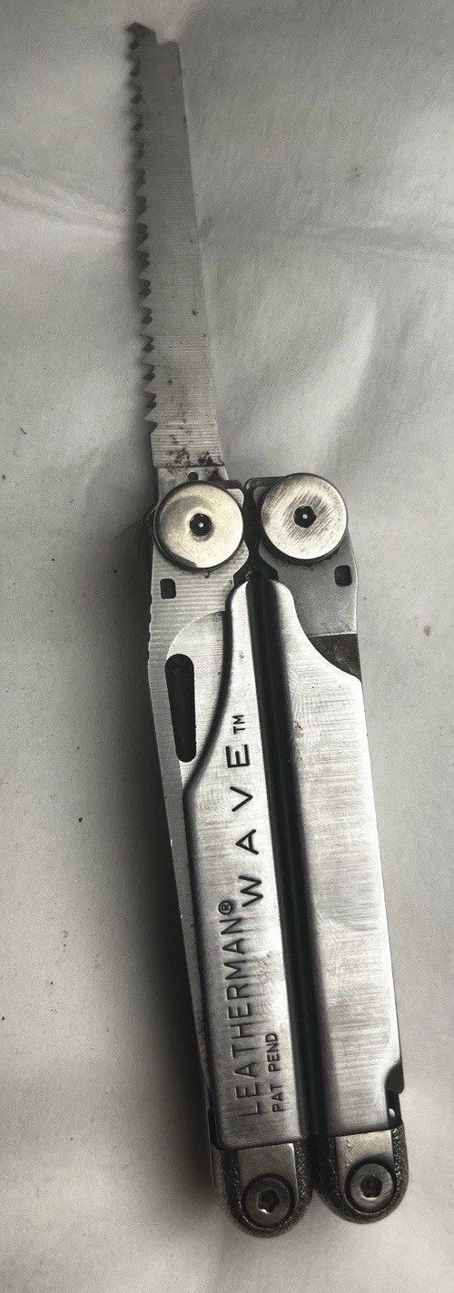 Leatherman Wave Original 20th Anniversary Limited Edition Silver Locking Blade