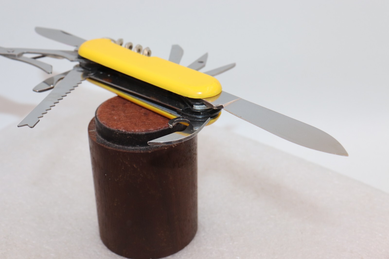 OUTSIDE, Multi-Tool, Pocket Knife, Stainless Steel, Made in Japan