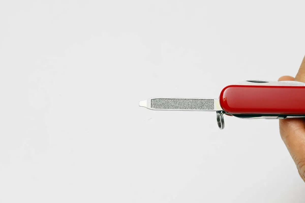 Japan NEW VICTORINOX Classic SD ALOX Swiss Army Knife Multi-Tool