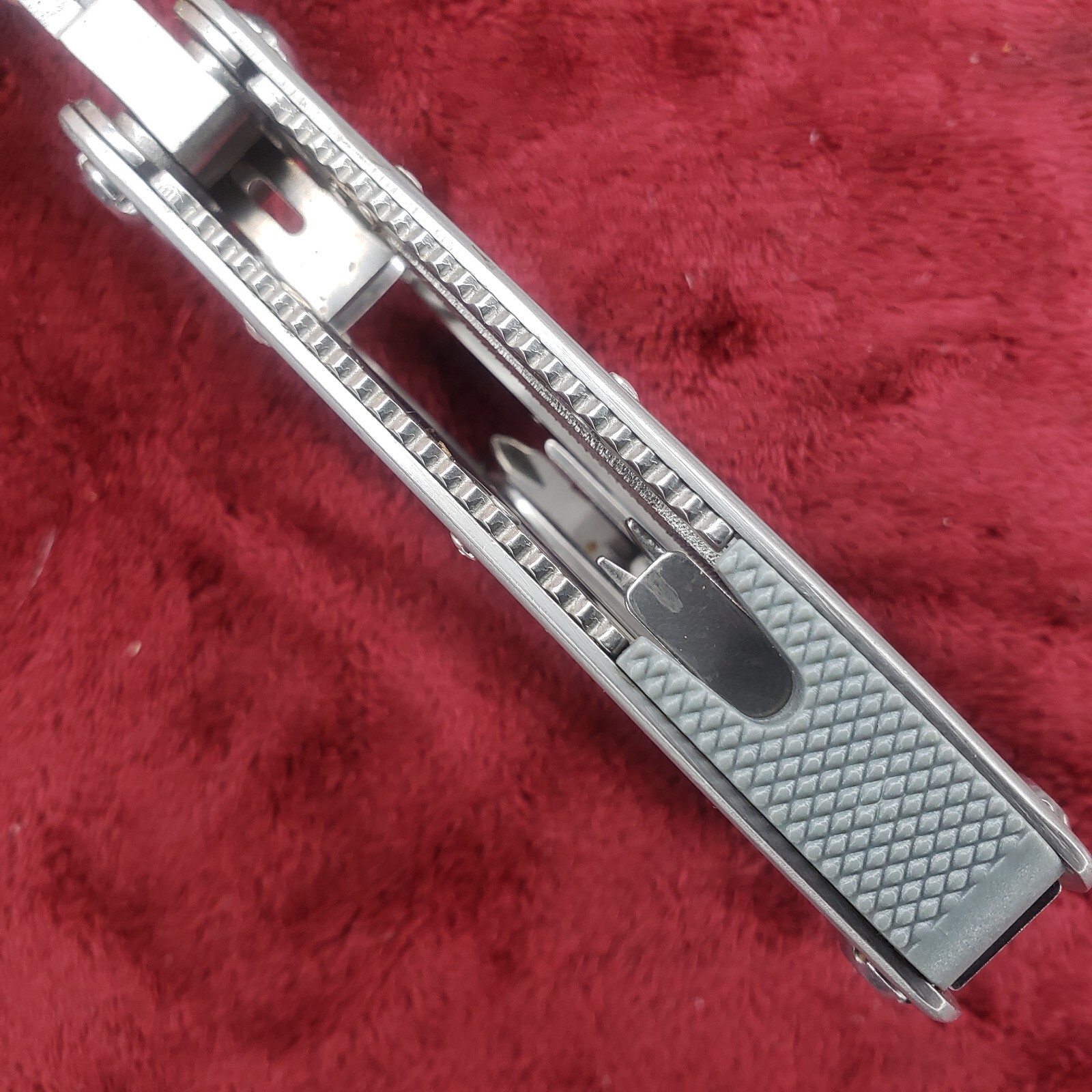 🔪 Winchester Winframe Knife Pliers Cutters Screwdriver Multi-Tool 22-41473