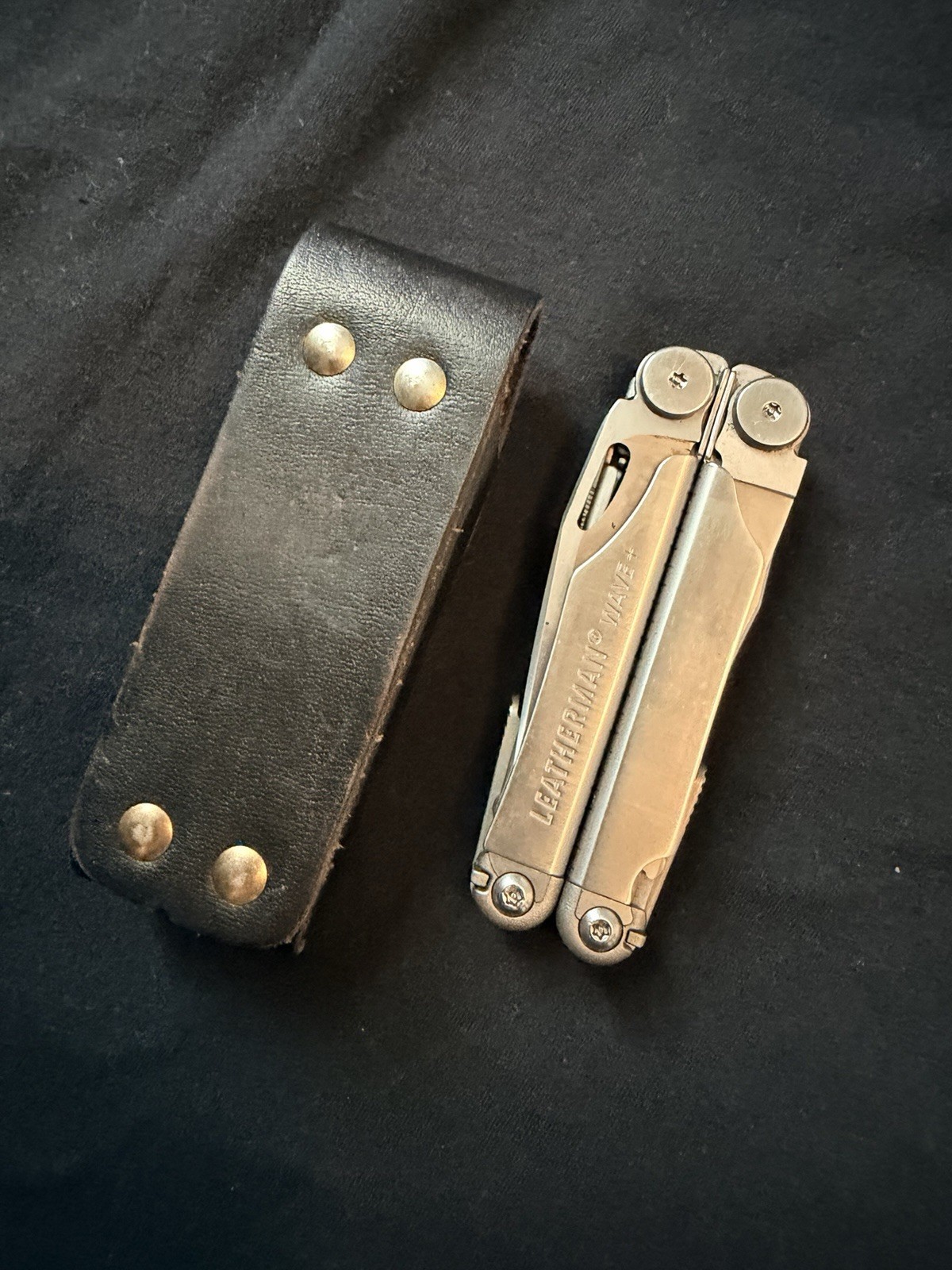 Leatherman Wave plus Multi-Tool Stainless Steel with sheath