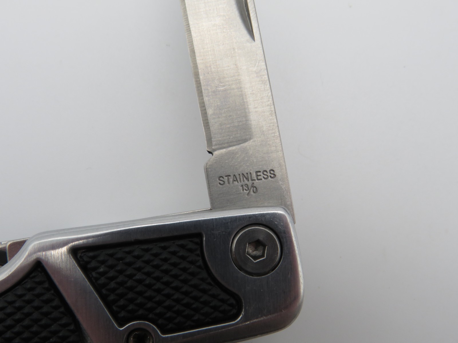 Multitool with Case Collectible EDC Tool Tool Outdoor Knife with Pliers