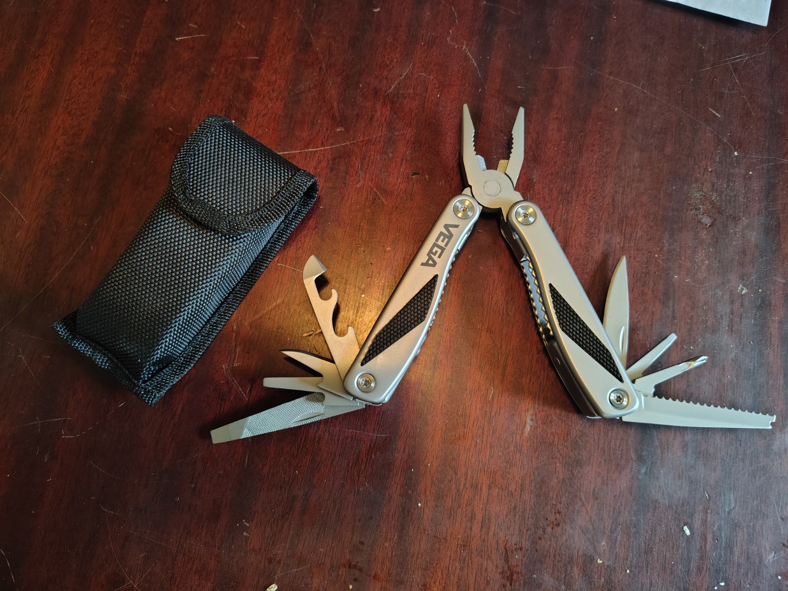 VEGA Branded Richartz Klassiker Von Morgen Multi-Tool with Box and Case New