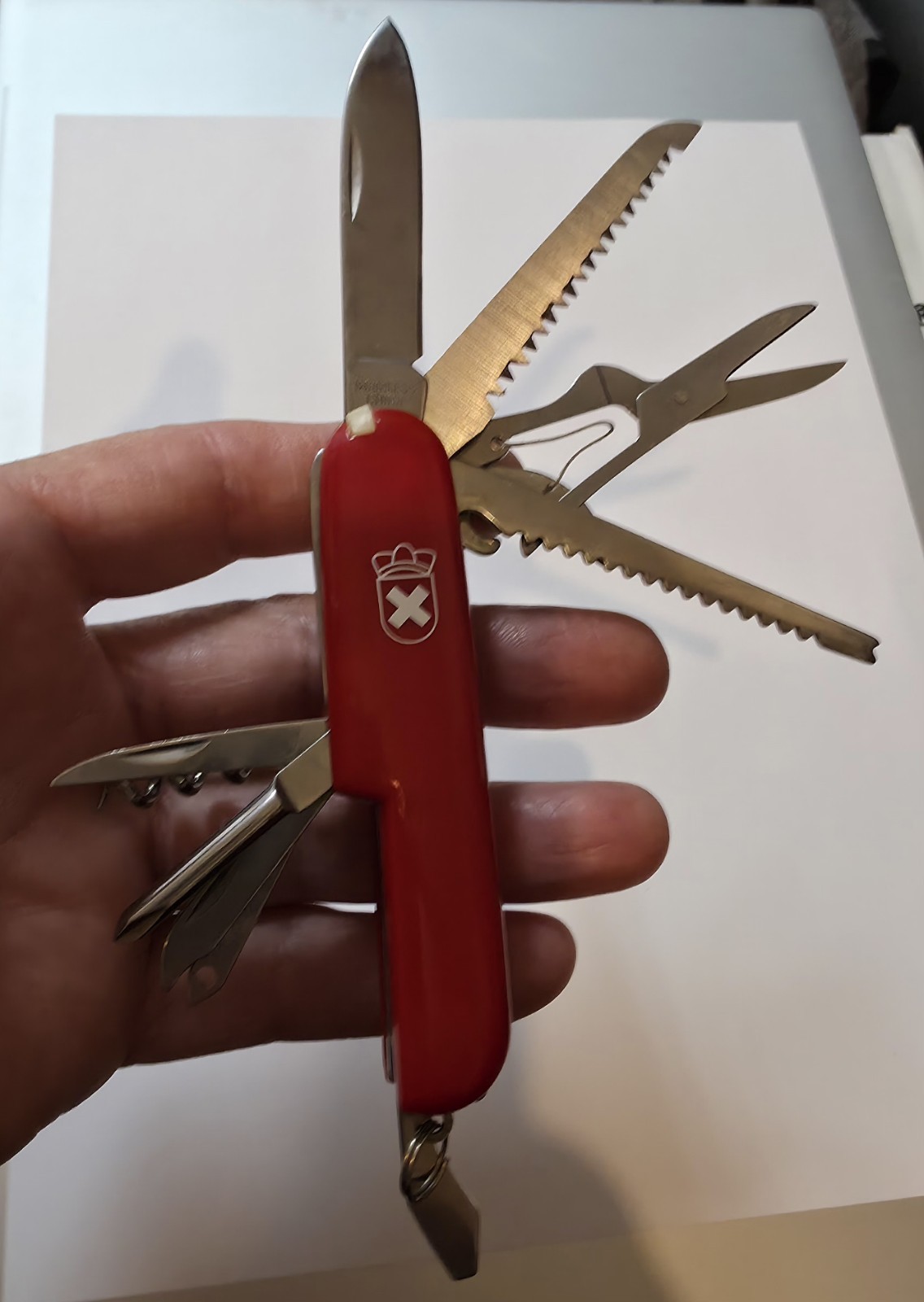Royal Crest pocket knife – 16 Function Model SKA13 Stainless Steel