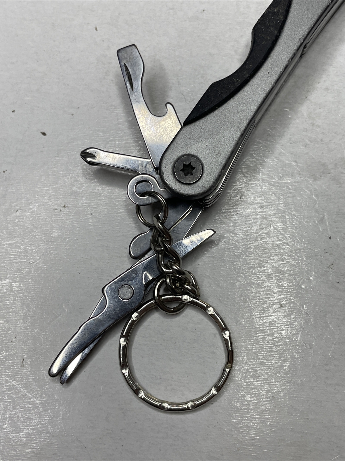 Sheffield key chain Multi-Tool – Various styles