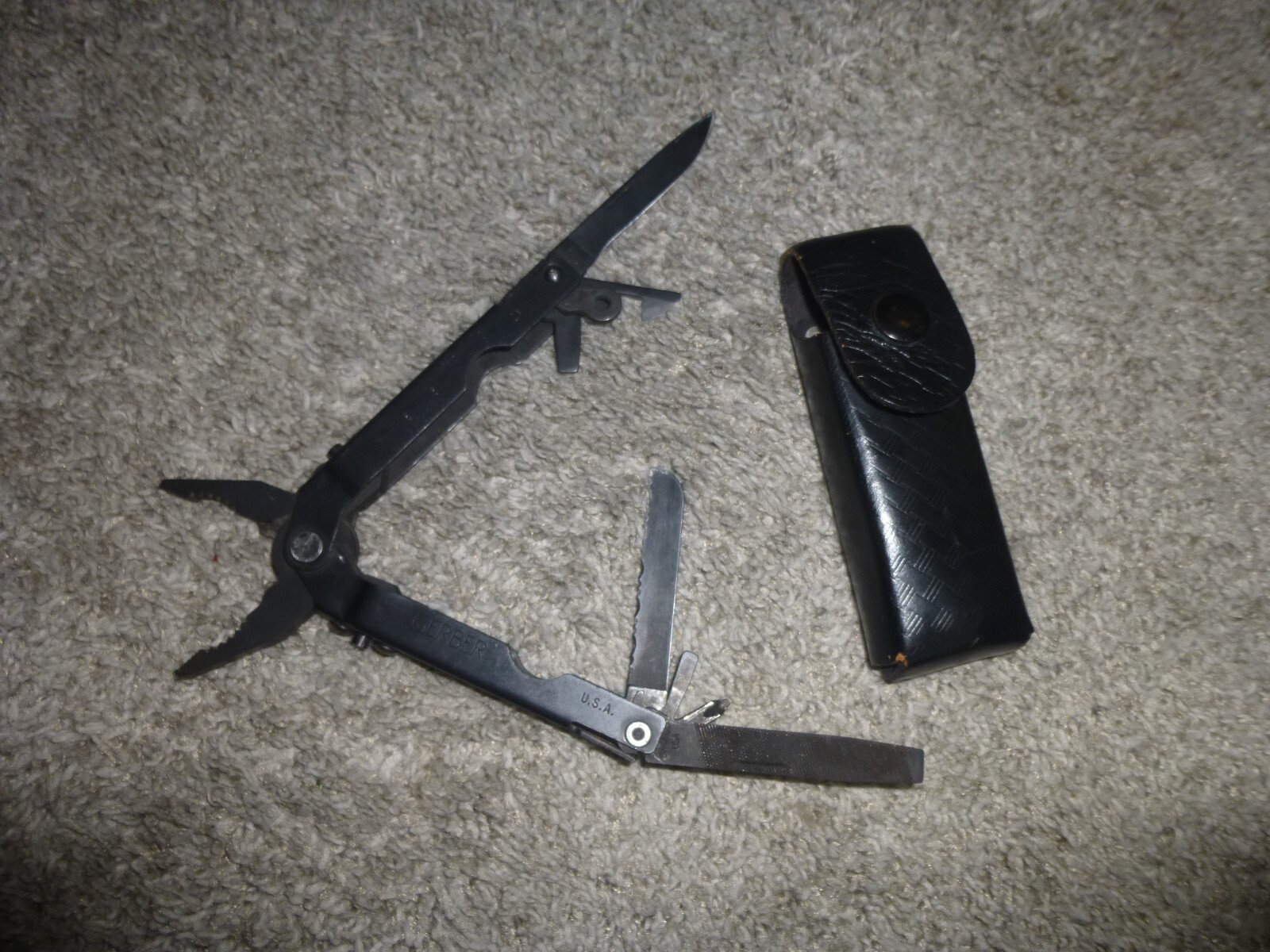 Gerber Black Multi Tool Sliding Plier 5142721 5212844 USA W Black Leather Case