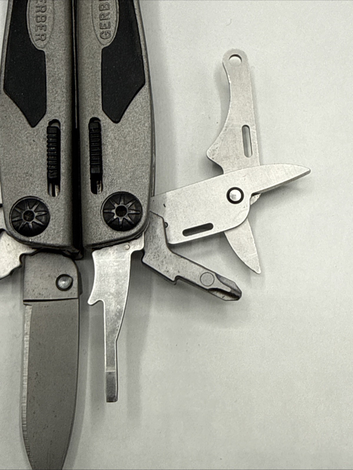 Gerber Multi-Plier 700 Legend with Sheath- Silver