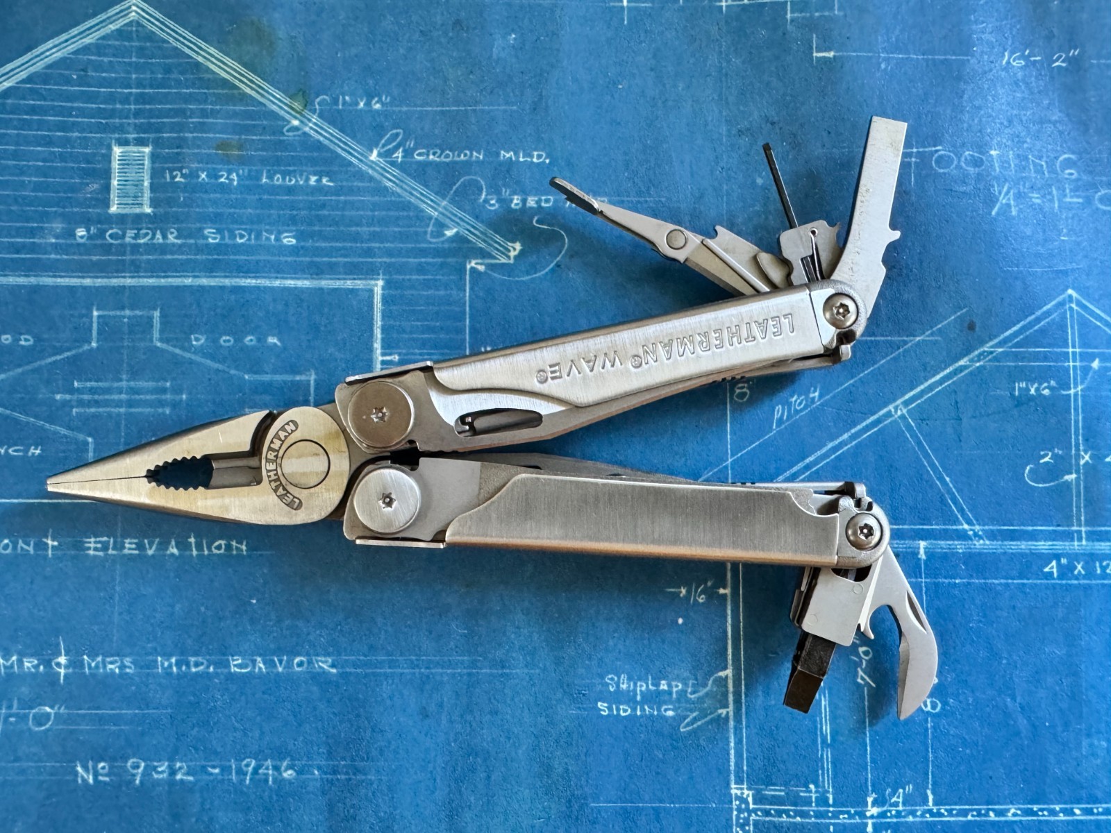 MULTI TOOL LEATHERMAN WAVE 0806 AUGUST 2006 SHEATH KNIFE SCREWDRIVER BLADE