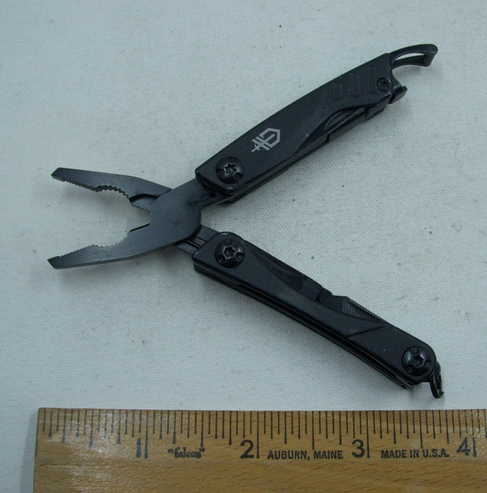 Gerber Dime 4660823D1 Black 11 Function Multi Tool