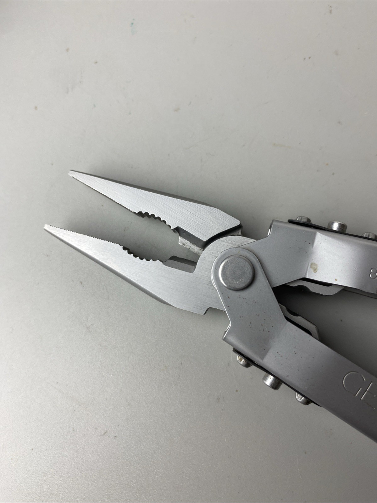 Gerber MP600 Stainless Steel Multi-Tool Needle Nose Pliers w/ Leather Sheath