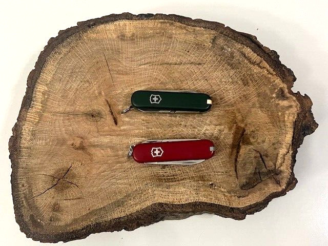 Lot of 2 Victorinox SWISS Army RED & GREEN Small Multi TOOLS Pocket Knife -Great