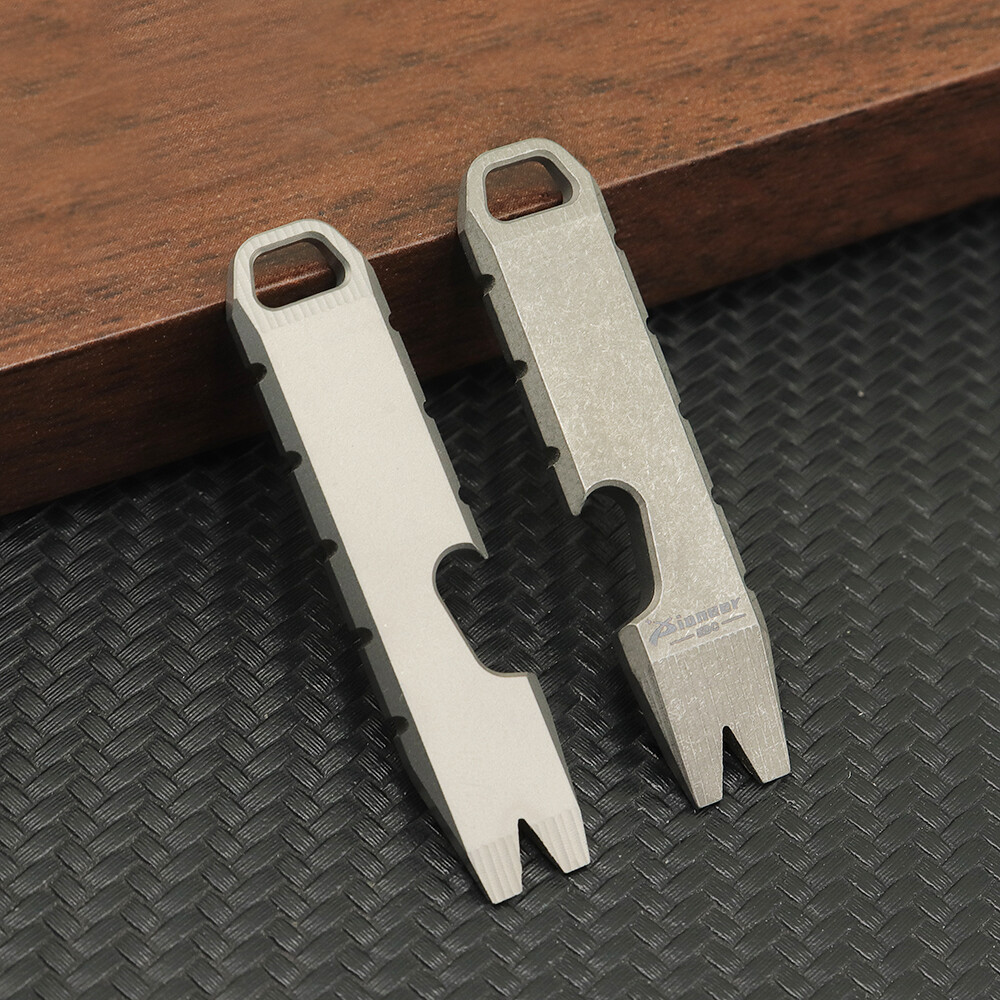 EDC Mini Ti Alloy Keychain Multi Tool Pocket Pry Bar Crowbar Opener Cutter