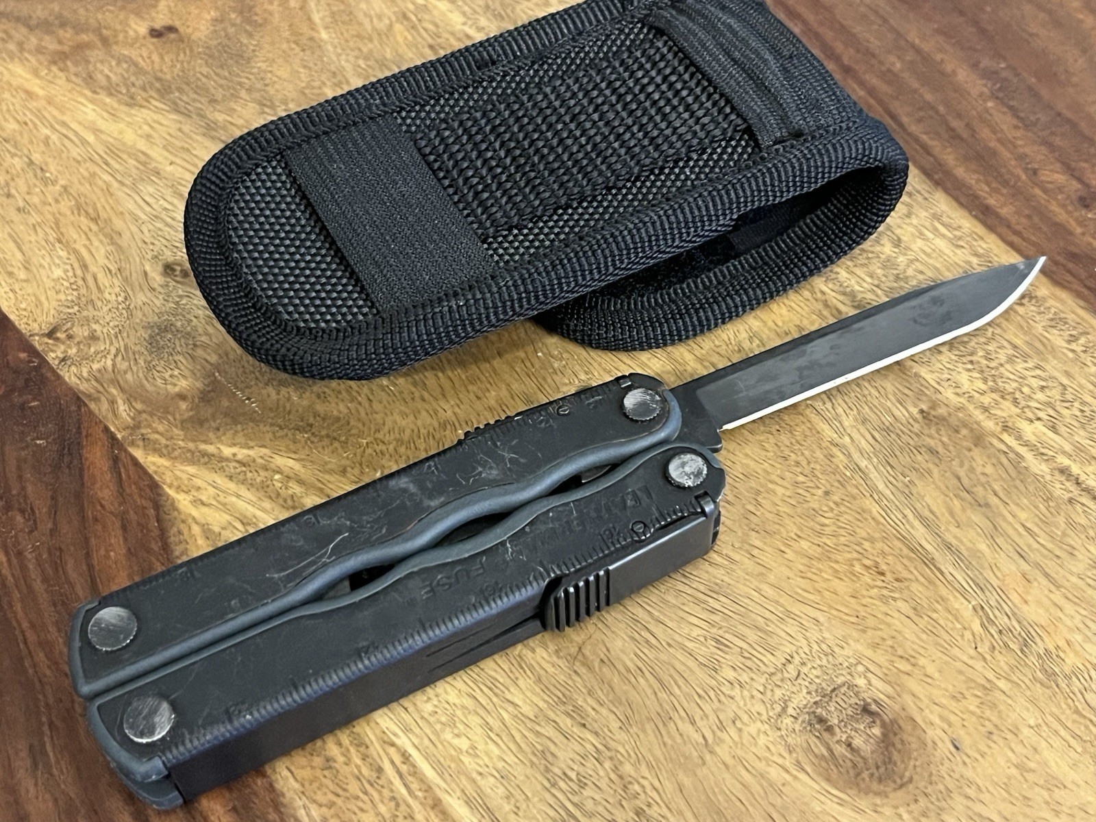 Rare Leatherman Fuse Black Oxide Multitool SUPER Nice!! DISCONTINUED w/Sheath