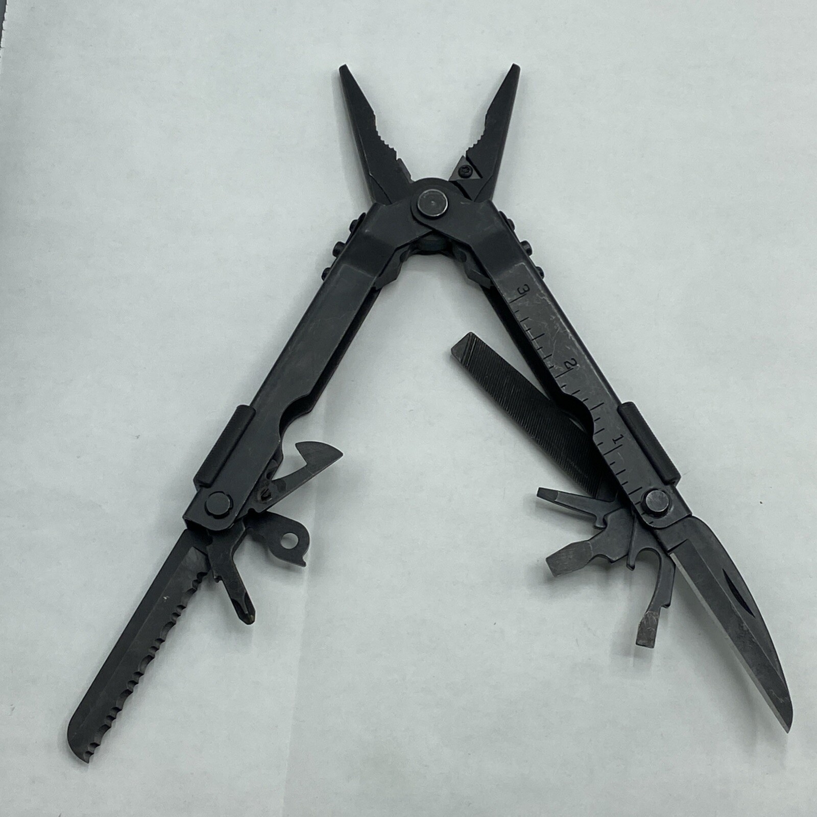 Gerber MP 600, Carbide Cutters, Needlenose – Black