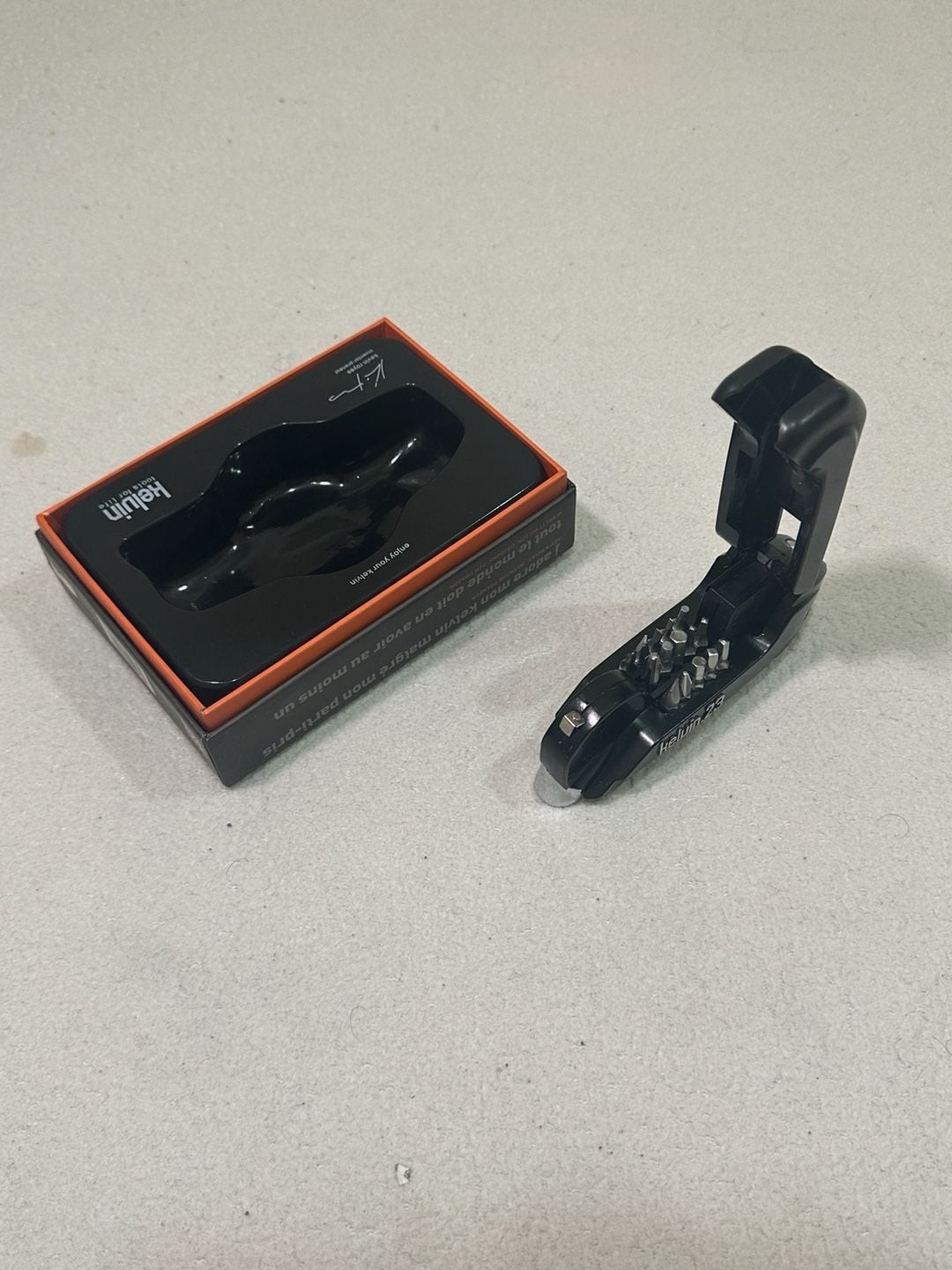 Kelvin.23 The Urban Super-Tool 23-in-1 Multi-Tool