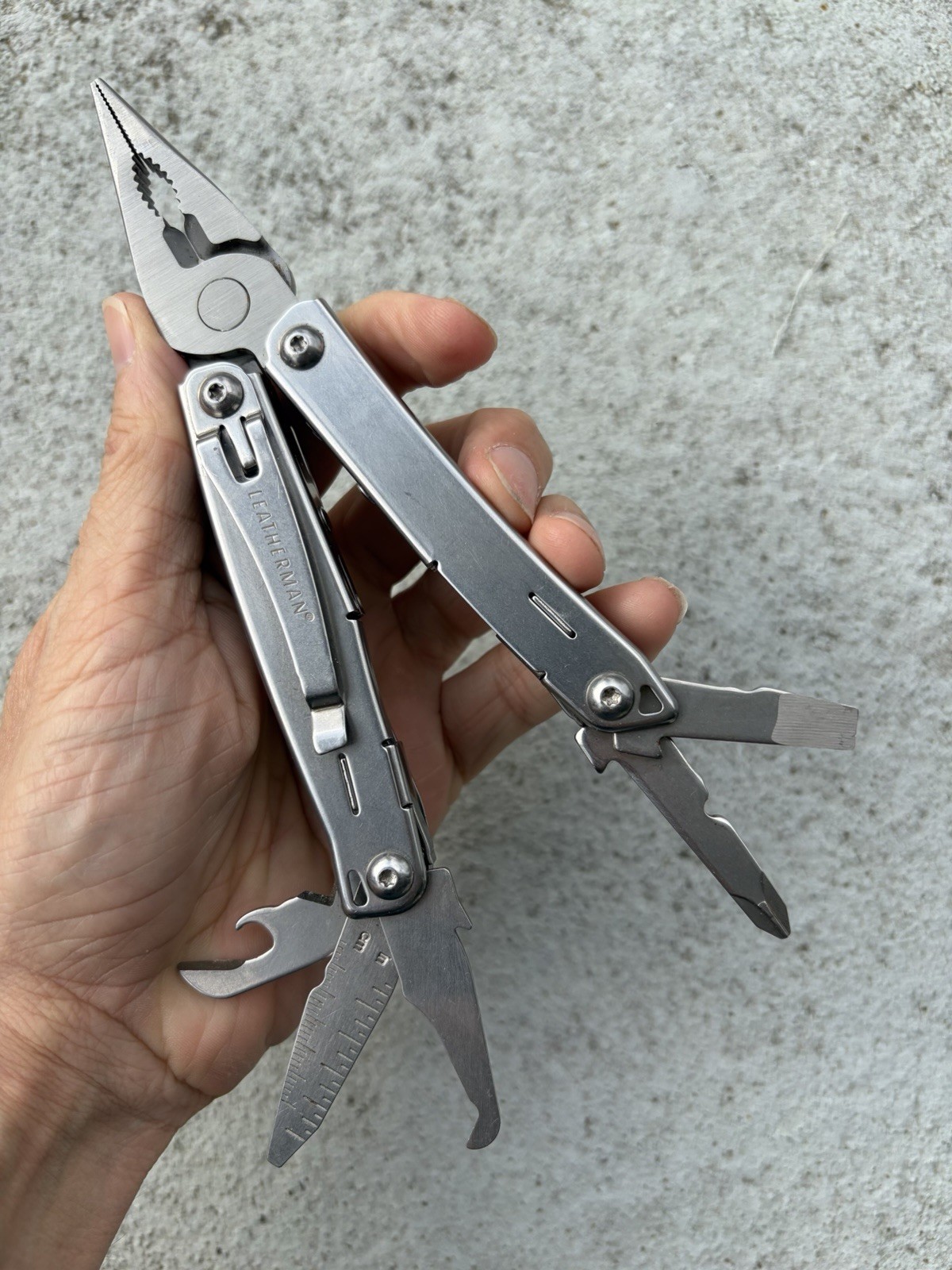 LEATHERMAN WINGMAN 14-IN-1 MULTI-TOOL, PLIERS, SCISSORS, SCREWDRIVER, CLIP, EXC!