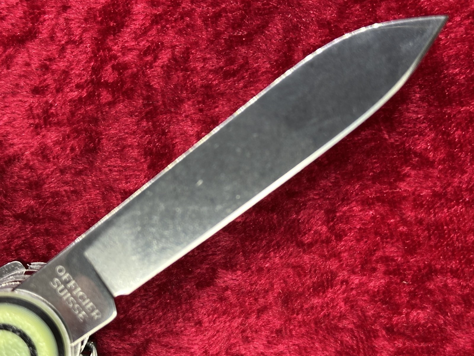 Victorinox SwissChamp Custom Glow In The Dark Scales Swiss Army Knife 91mm (691)