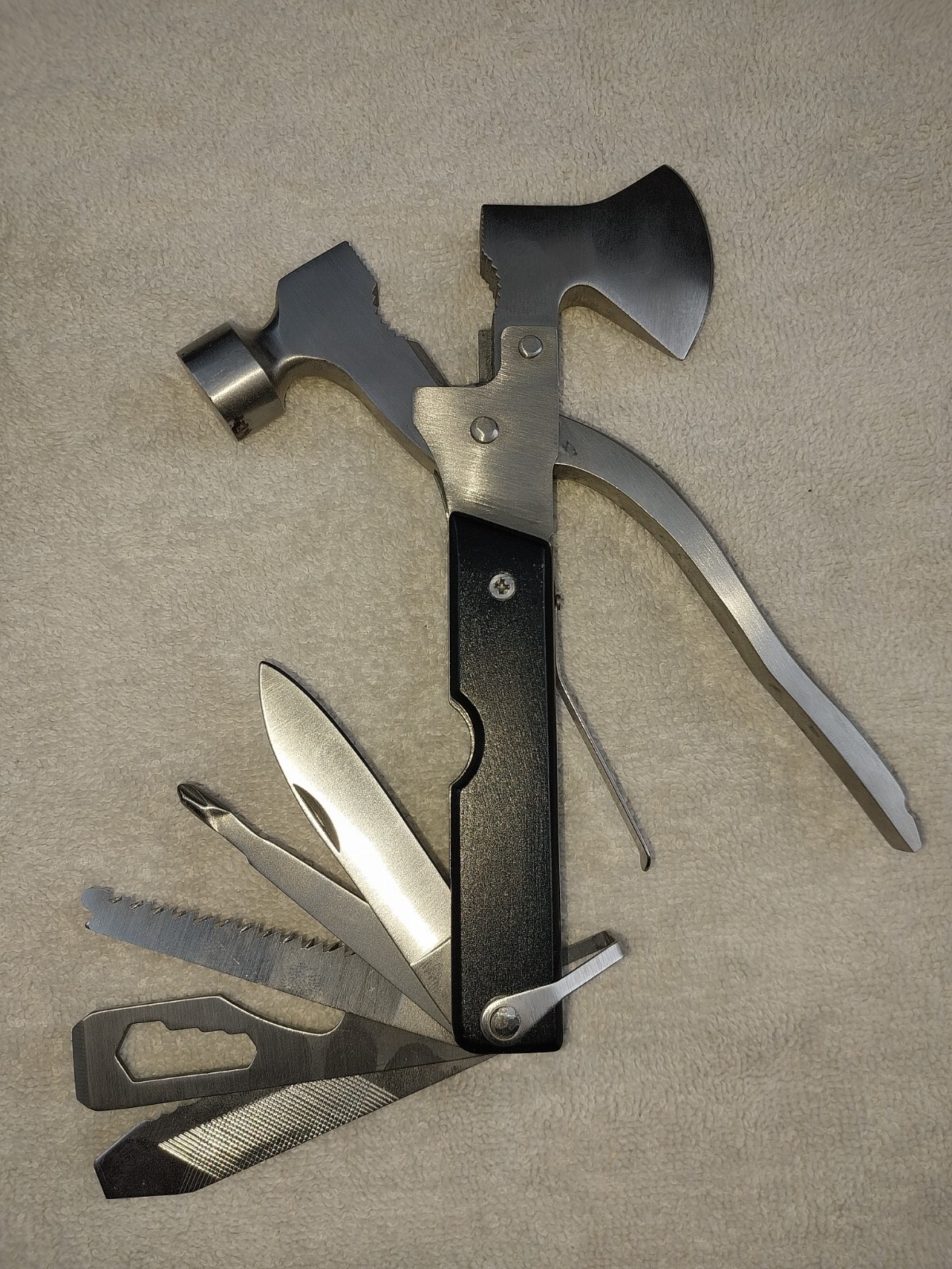 Sierra Mountain Gear 16 in 1 Hatchet Hammer pliers multitool camping hiking
