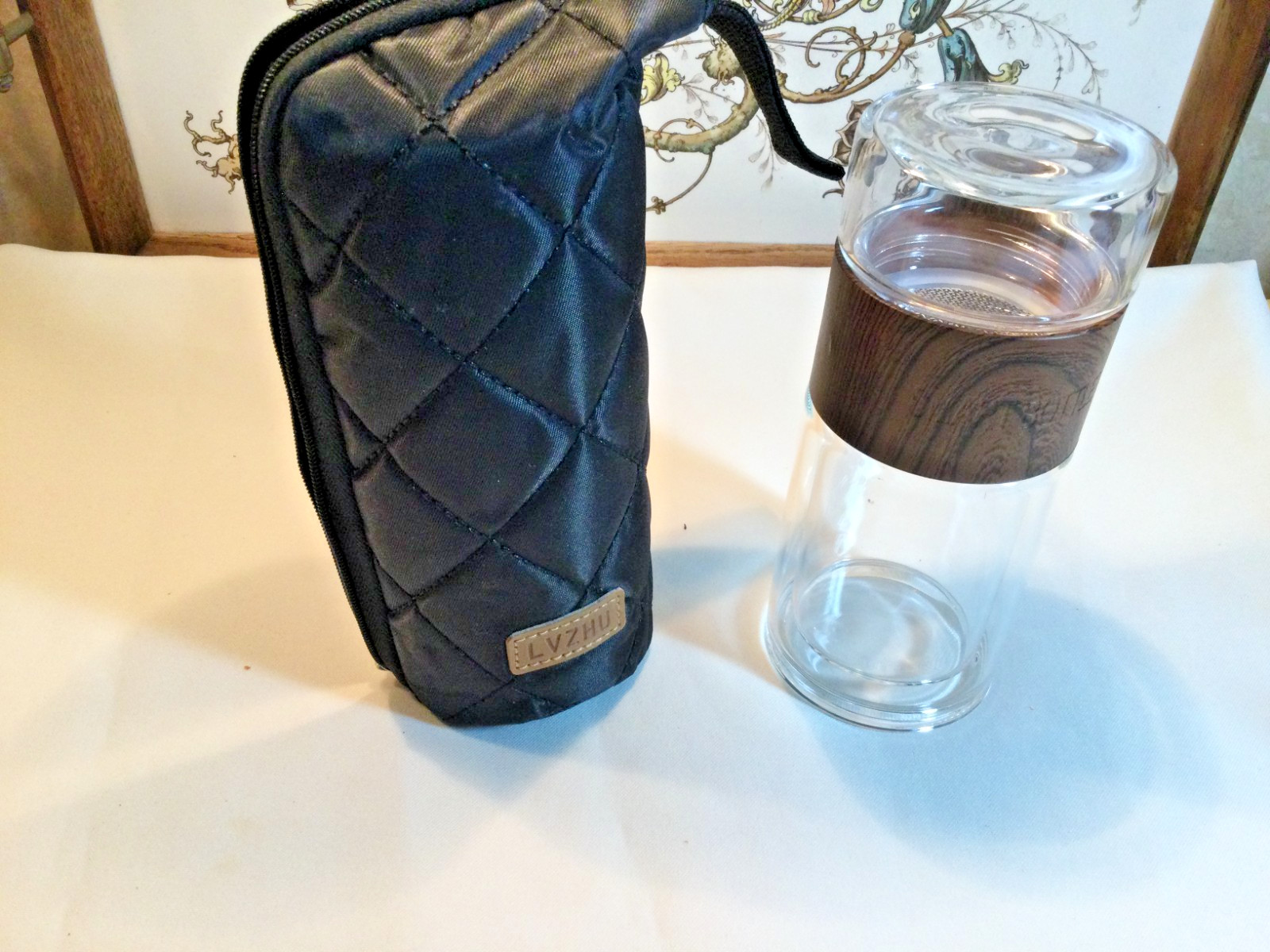 LVZHU Smart Bottle with Infuser In Black Zipper Case – Not Used