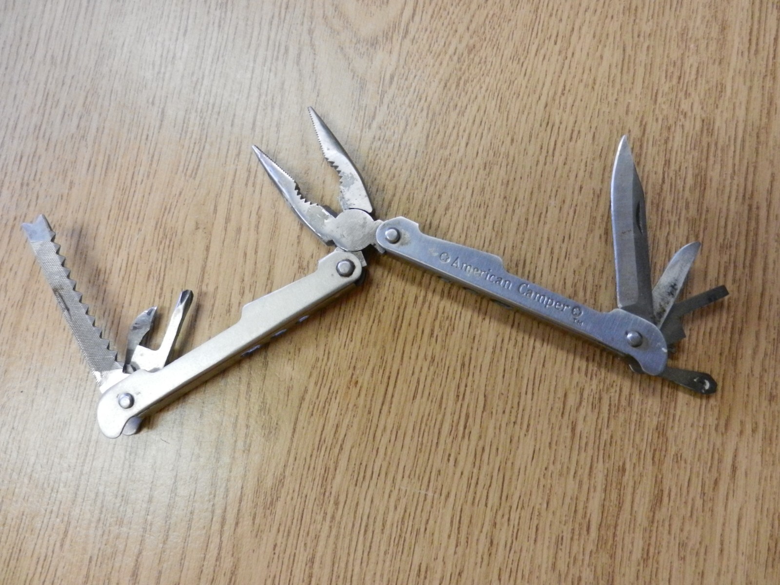 American Camper Multi Tool 4 1/4″ Long Closed 10 Tools Pliers Used No Sheath