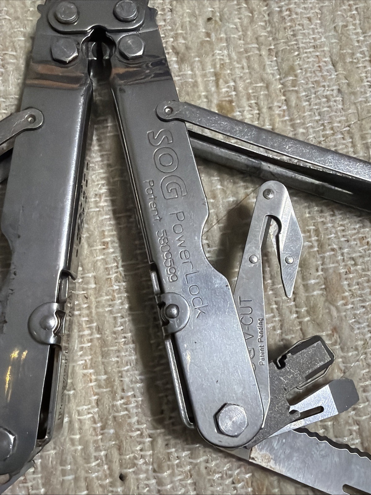 SOG PowerLock Pliers Multi Tool w/ Leather Sheath… FREE S&H!