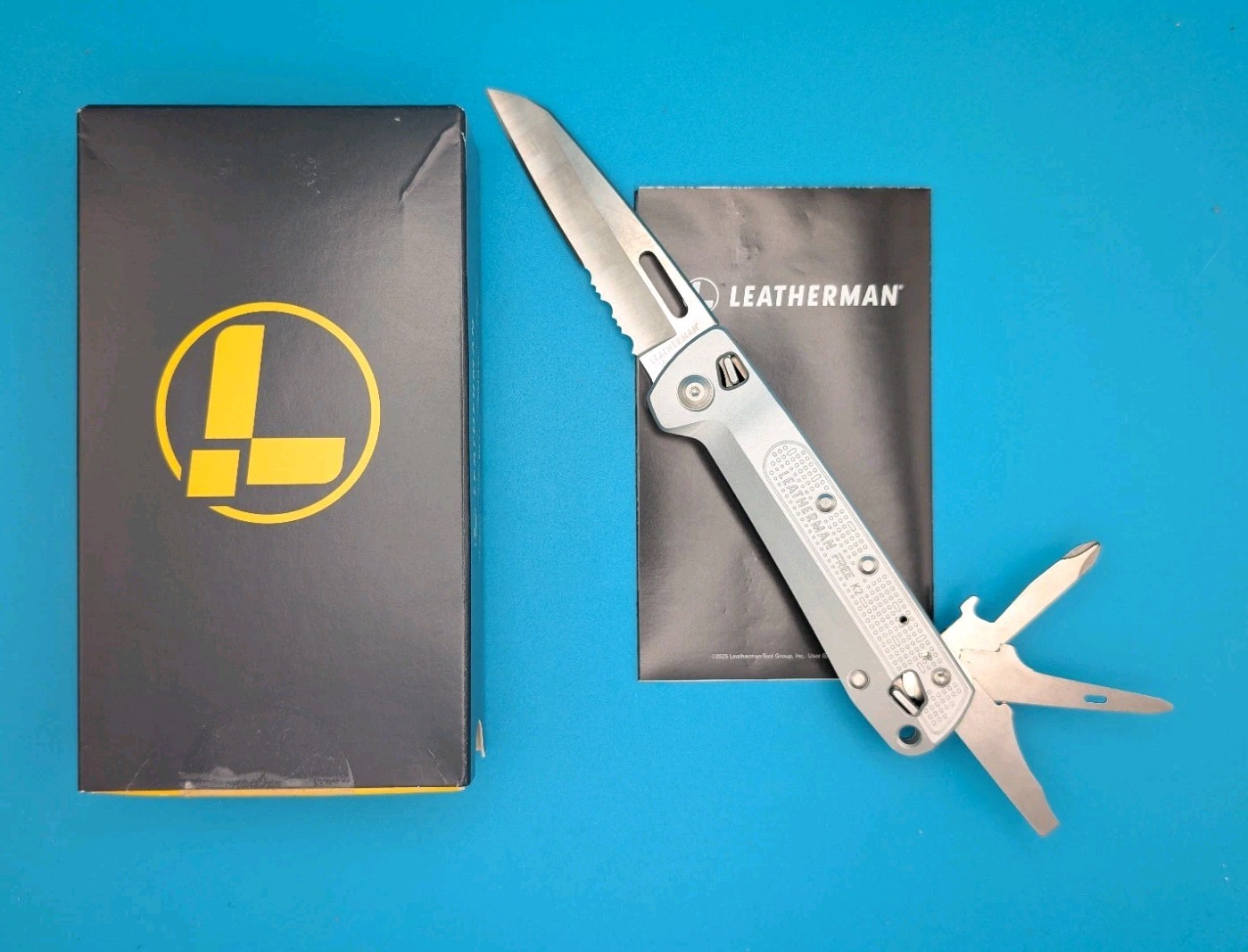Leatherman Free K2X Pocket Size 8 Tools Stainless Steel Multitool, Silver! NEW!