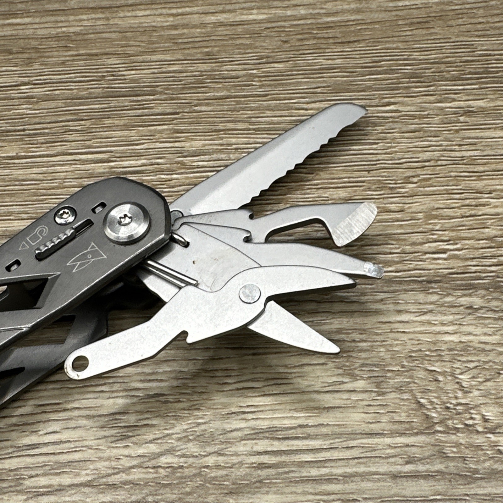Gerber Suspension Multi Tool Pliers With Sheath Great Condition!