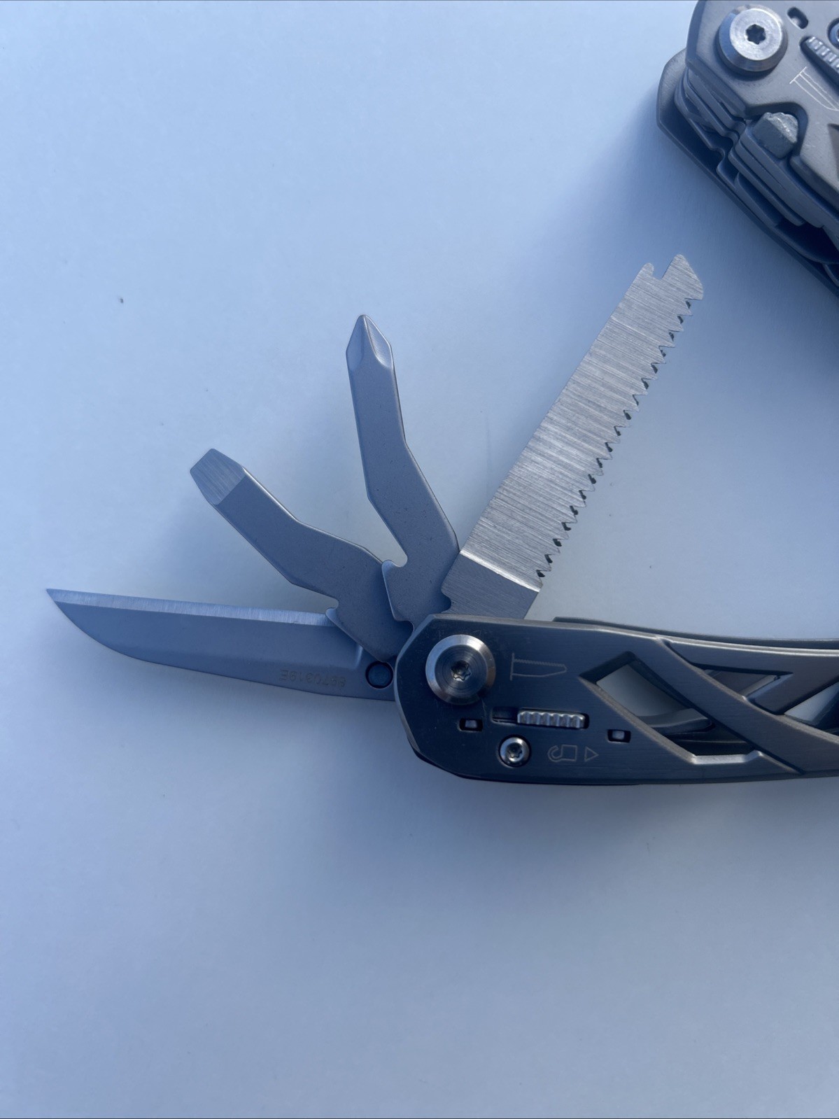 Gerber Suspension non-NXT Heavy Duty Multi-Tool / Silver *New In Box*