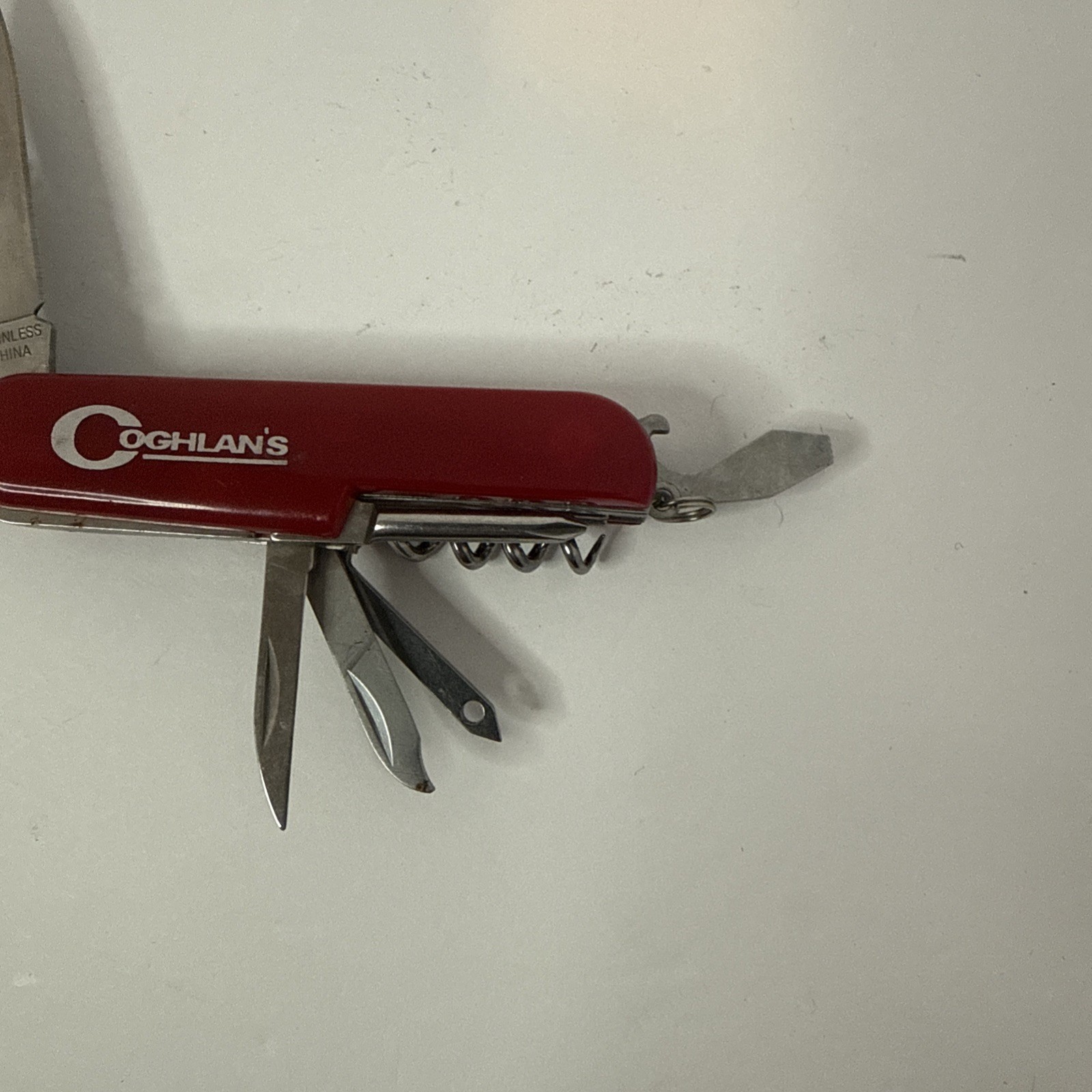 Coghlan’s Camper’s Pocket Multi Tool RED