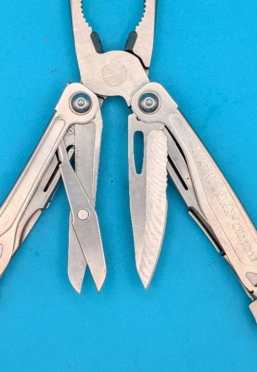 LEATHERMAN WINGMAN MULTI-TOOL! FAST SHIPPING! *M.BROWN*