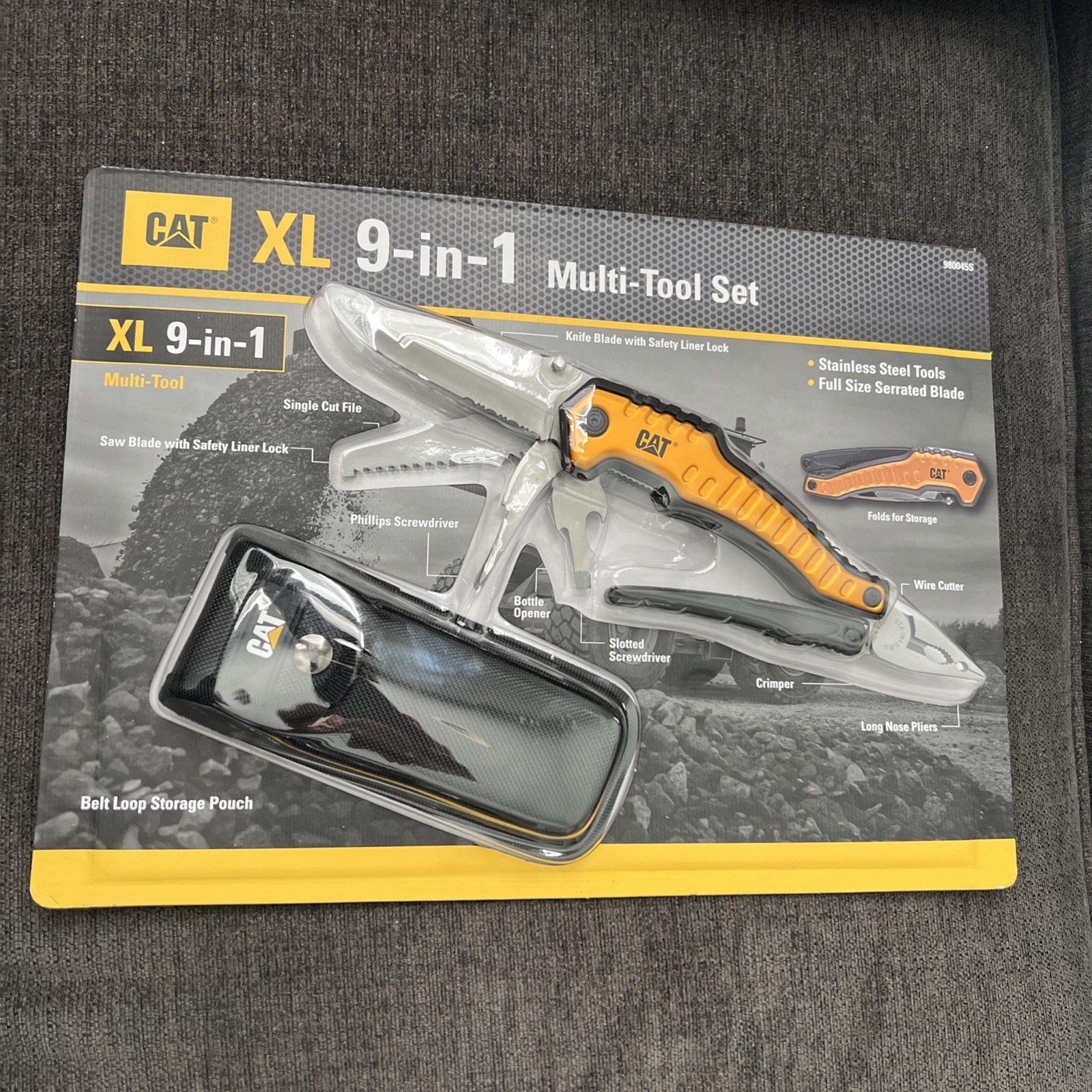 CAT XL 9-in-1 Multi-Tool, Full Size Knife Blade and Pliers, Carrying Case