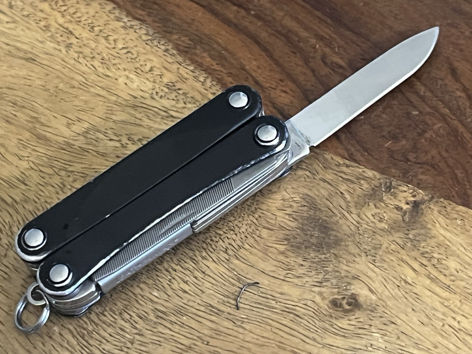 RETIRED Leatherman Squirt PS4 MultiTool Black DISCONTINUED SUPER NICE!