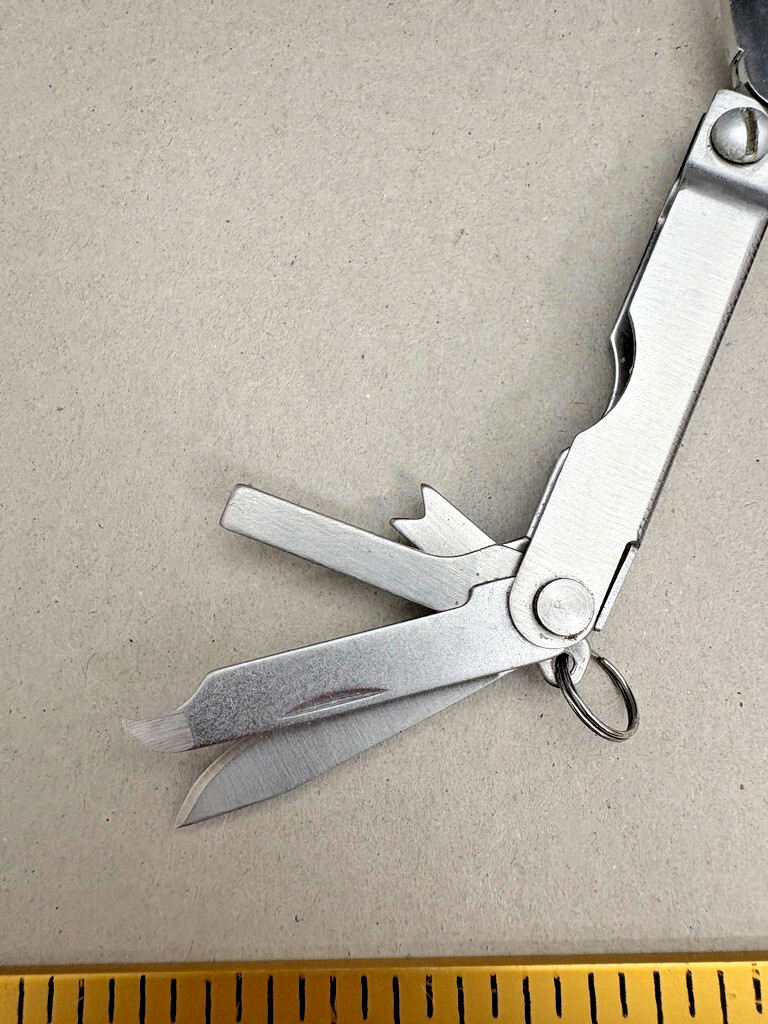 VTG Sheffield Multi-Function Tool Set Nail Clippers Key Chain Multi Tool