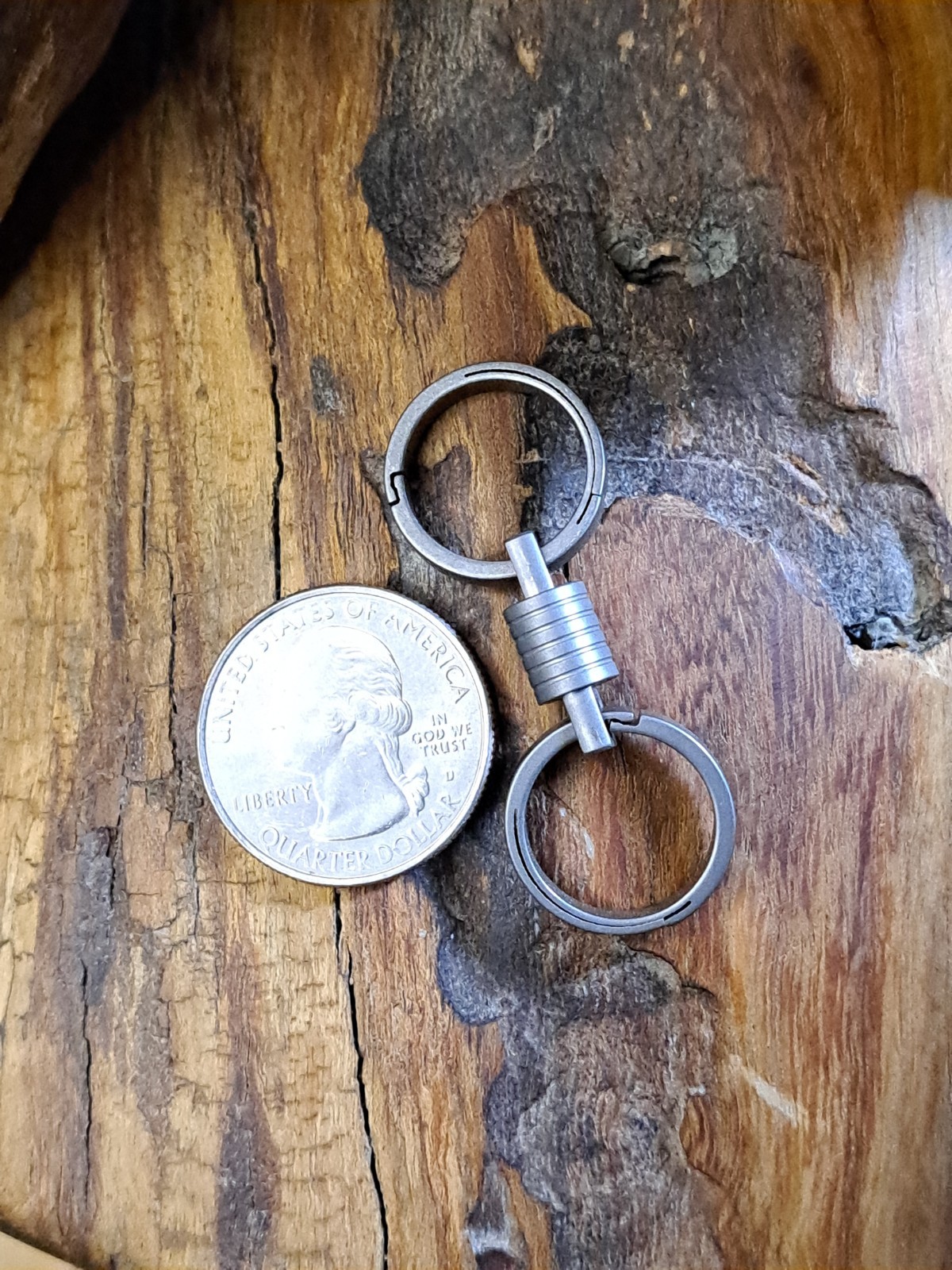 Pro Mini Series Titanium Swivel With 17.5mm Titanium Quicksnap Keyrings