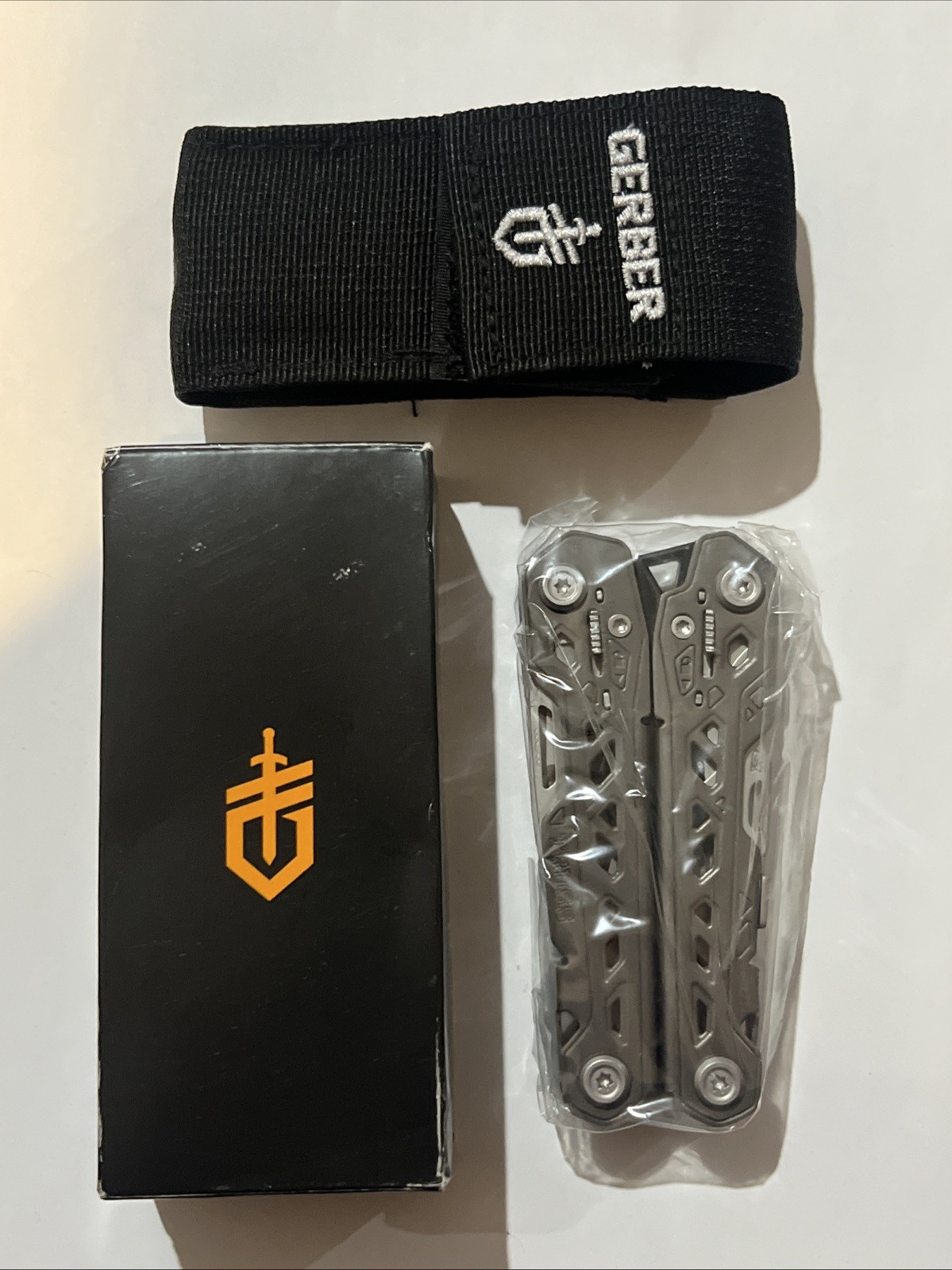 Gerber Gear Truss 17-in-1 EDC Needle Nose Pliers Multi tool – includes Pocket Kn