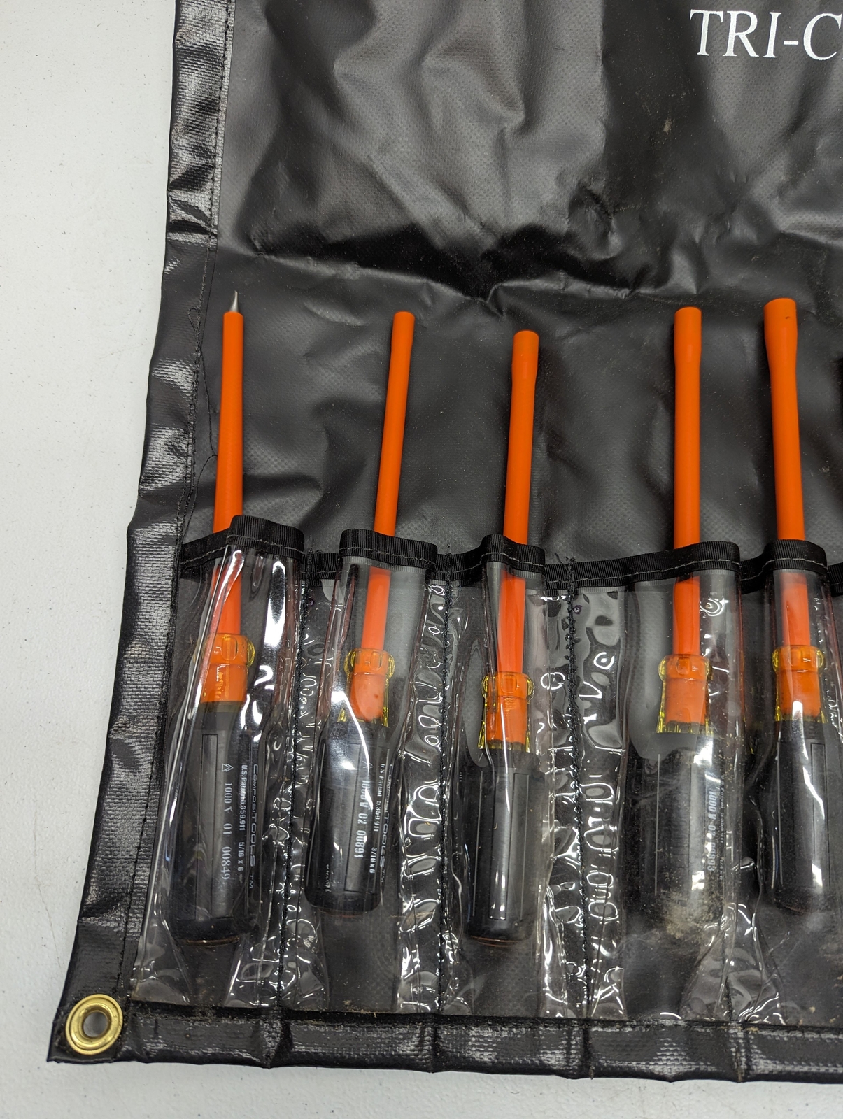 TRI-CHEM Insulated Tool Kits Tool Pliers Screwdrivers Rubber Gloves OB405-1