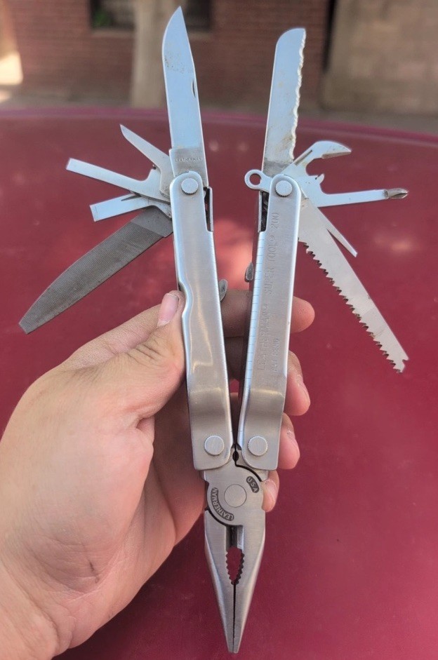 Original Leatherman Super Tool Portland USA Pat Pending / Sheath Great Condition