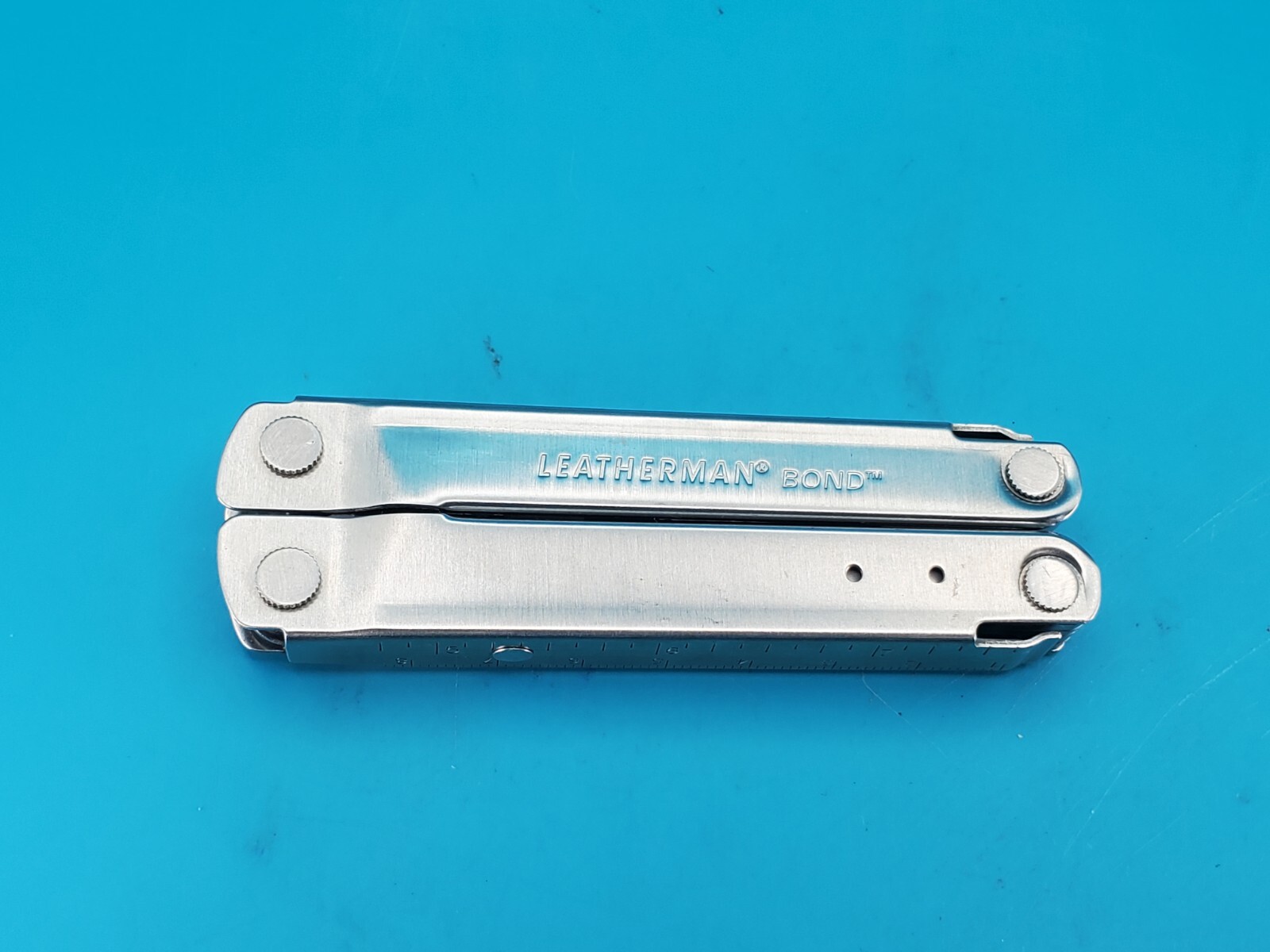 LEATHERMAN Bond Multitool, Stainless Steel Everyday Tool!