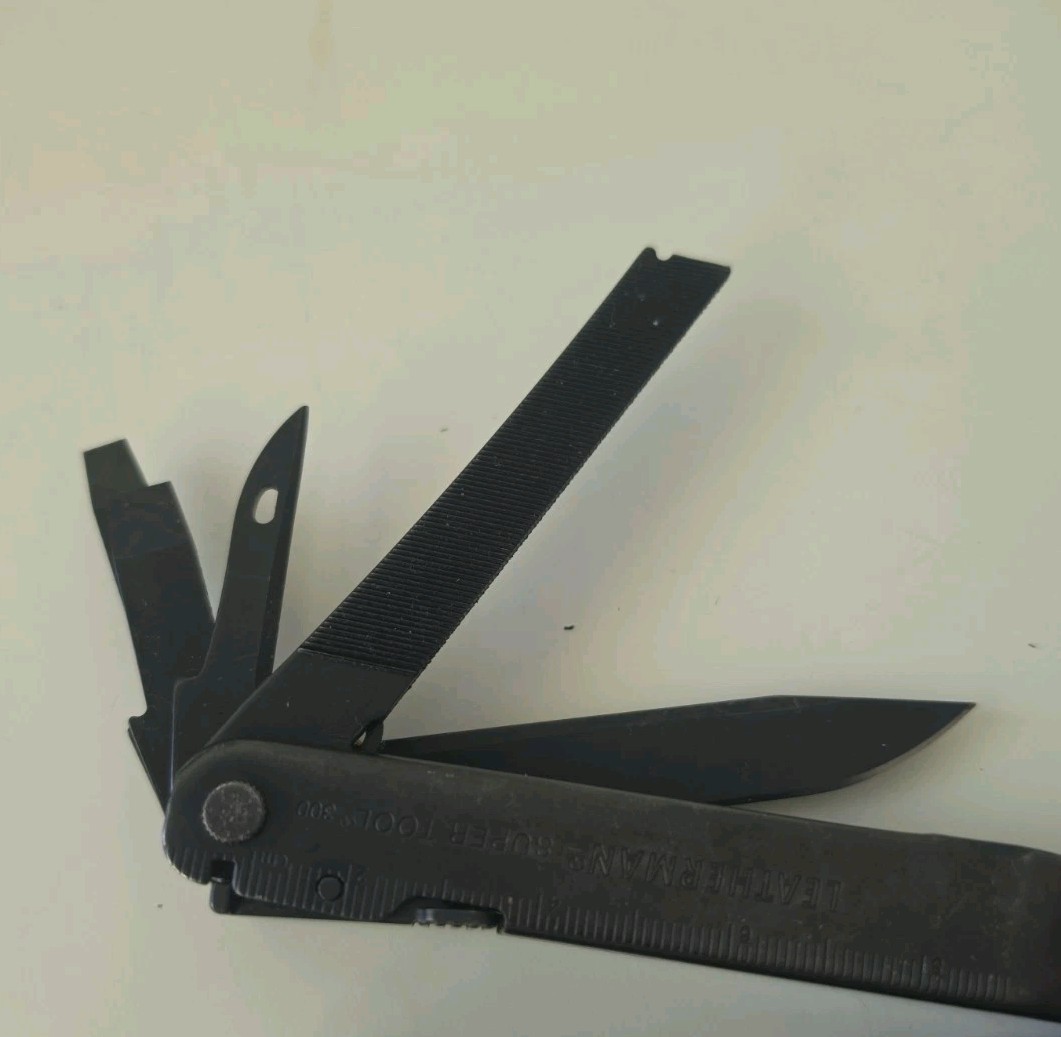 Leatherman Super Tool 300 Multi-tool Pliers! BLACK OXIDE!