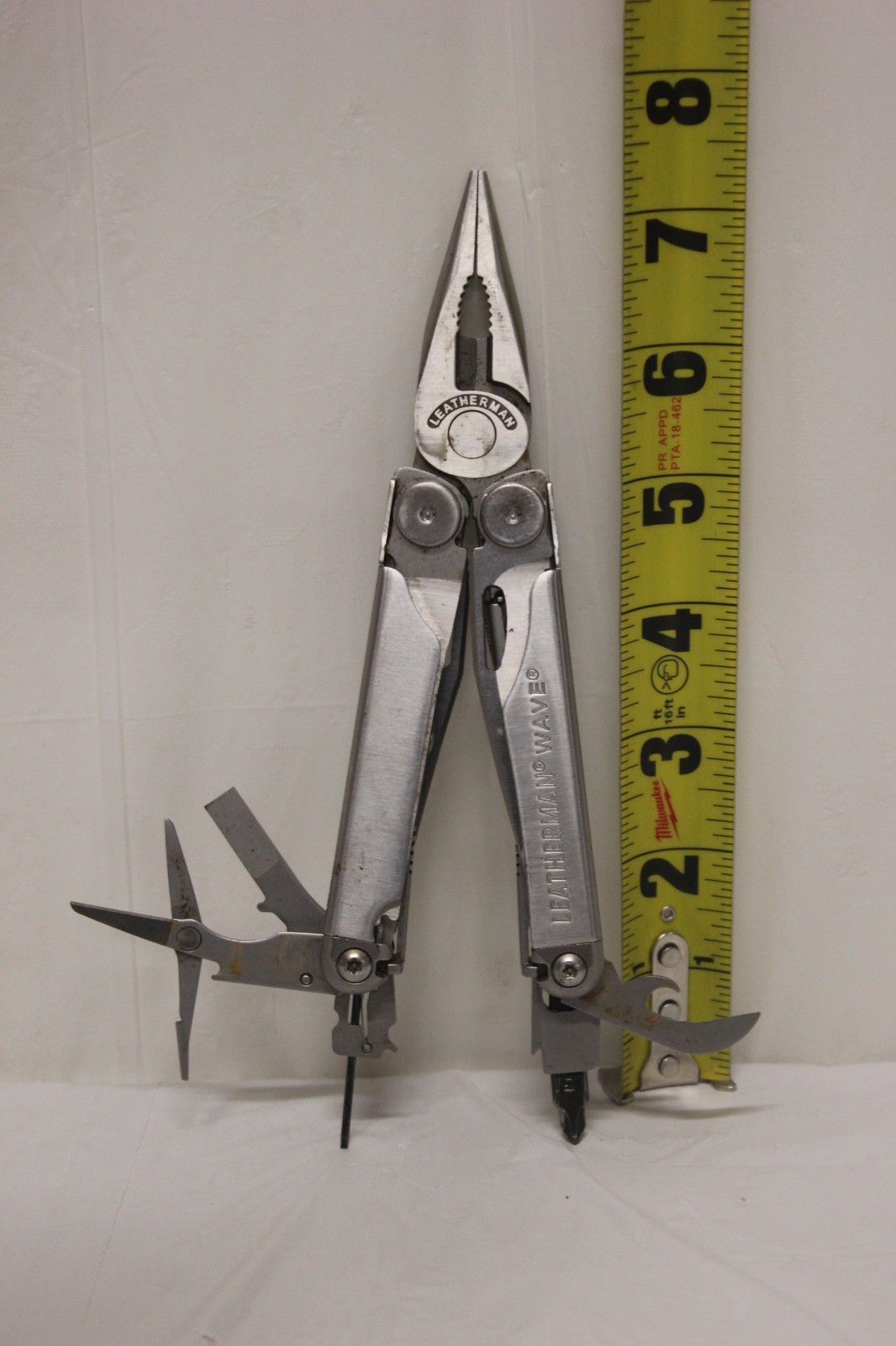 Leatherman Wave Multi-Tool F2B6