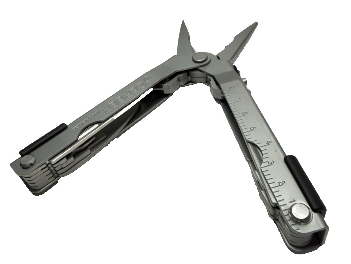 Gerber MP600 Multi-Plier Multi Tool 12-in-1 Stainless Steel 6-5/8″ Open