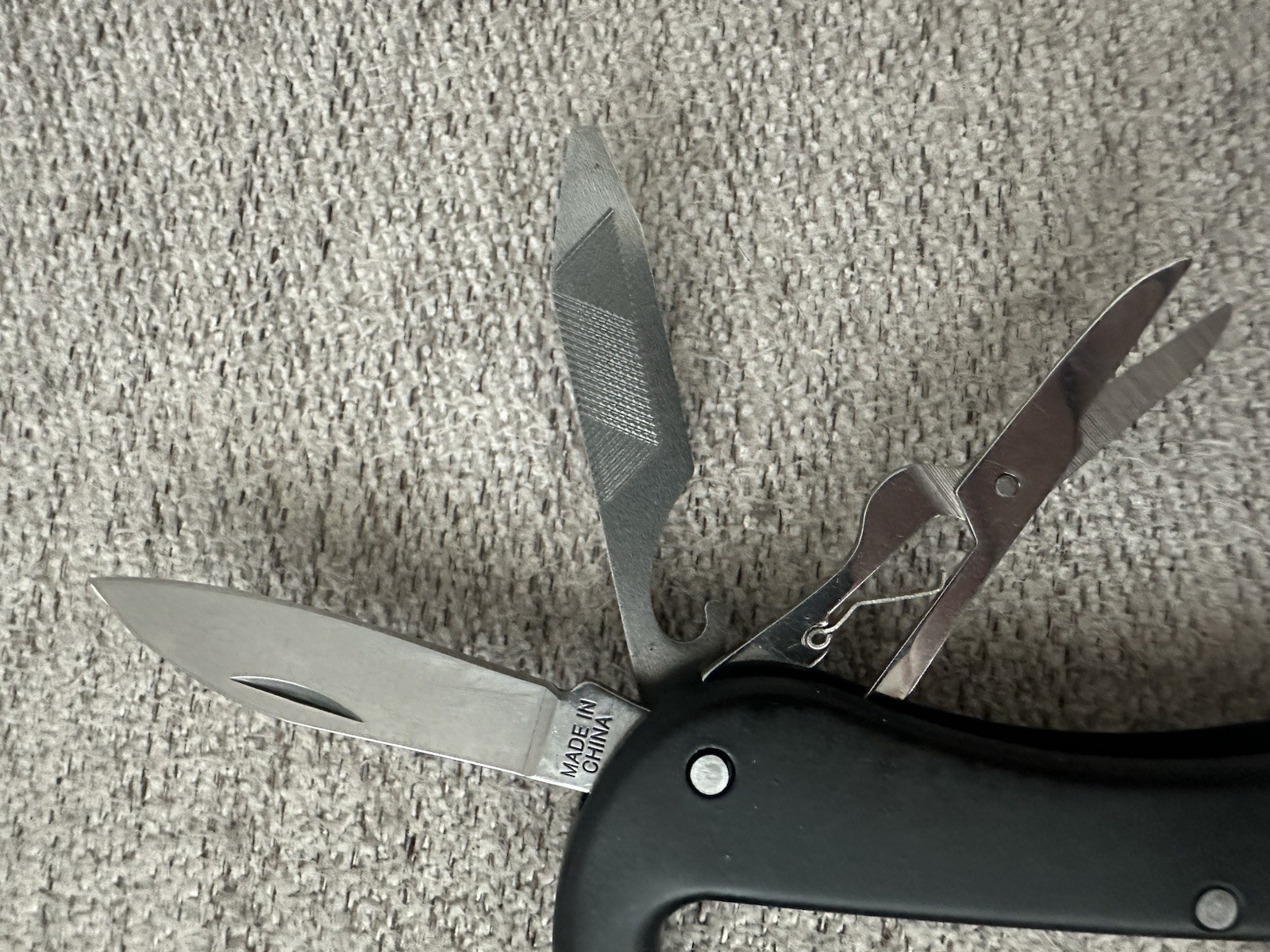Multitool Carabiner With Pocket Knife Bottle Opener File Scissors